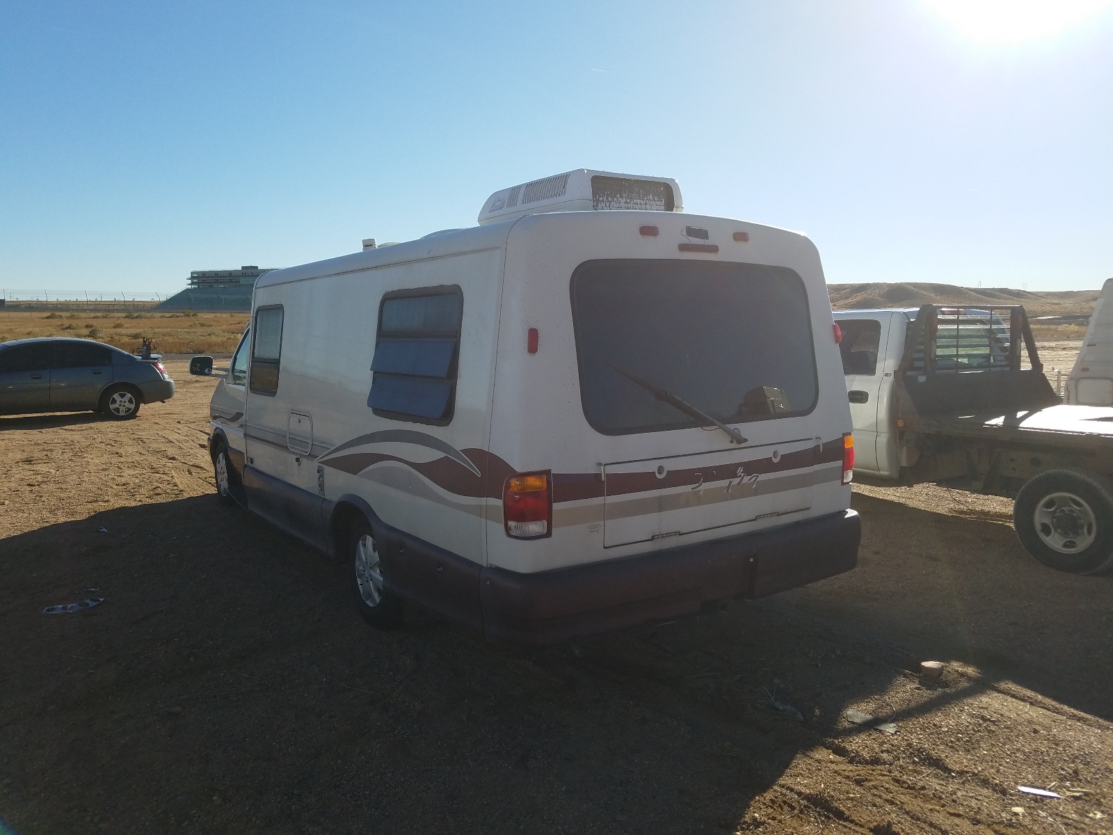 Photo 3 from auction – 2001 RIAL EURO VAN with VIN WV3AH4707YH111875