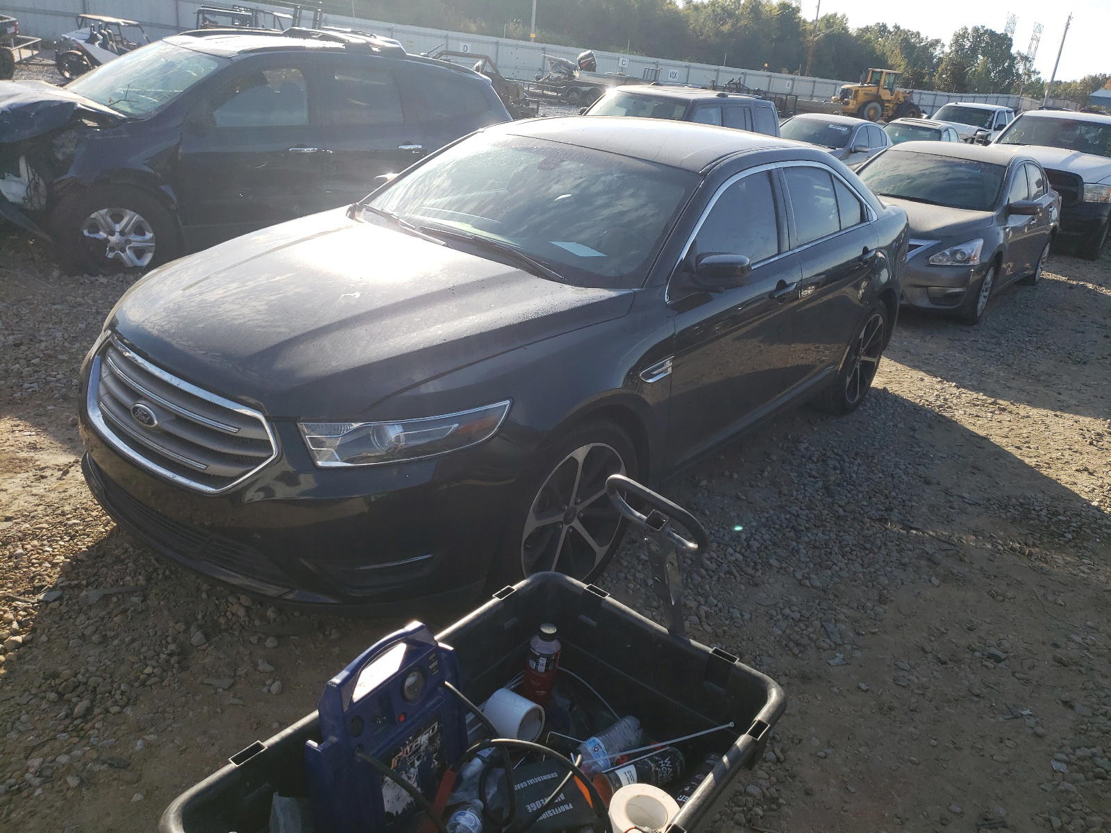 Photo 2 from auction – 2015 FORD TAURUS SEL with VIN 1FAHP2E80FG208488
