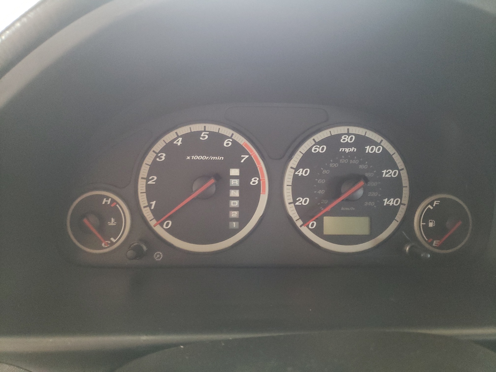 Photo 8 from auction – 2004 HONDA CR-V EX with VIN SHSRD788X4U249050