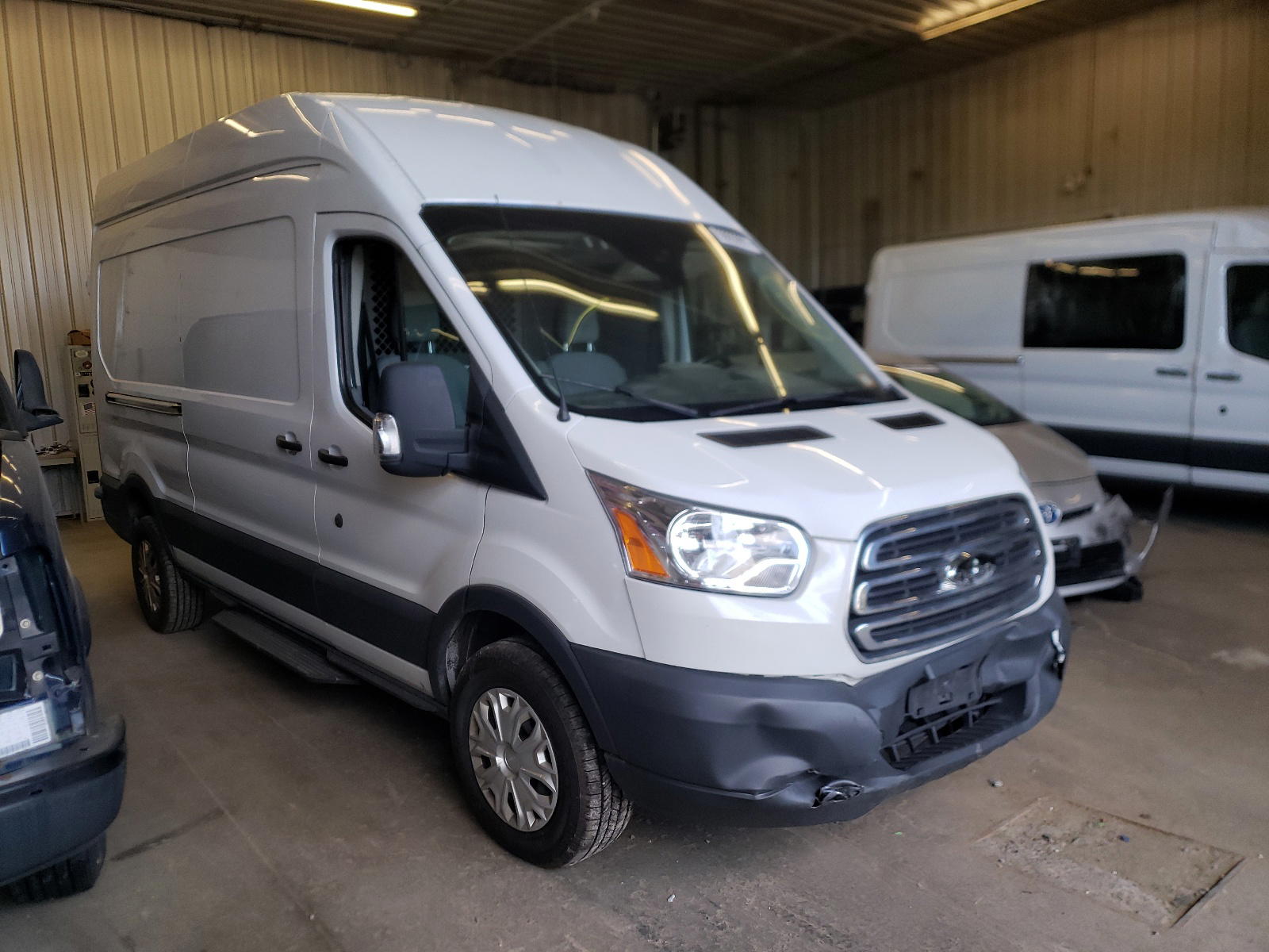 FORD TRANSIT T- 2016 with VIN 1FTYR2XM9GKB26773 - Photo from auction