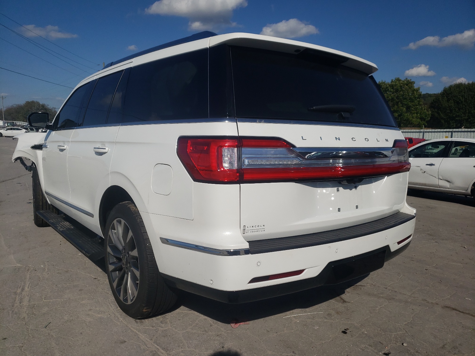 Photo 3 from auction – 2020 LINCOLN NAVIGATOR with VIN 5LMJJ2LT2LEL17958