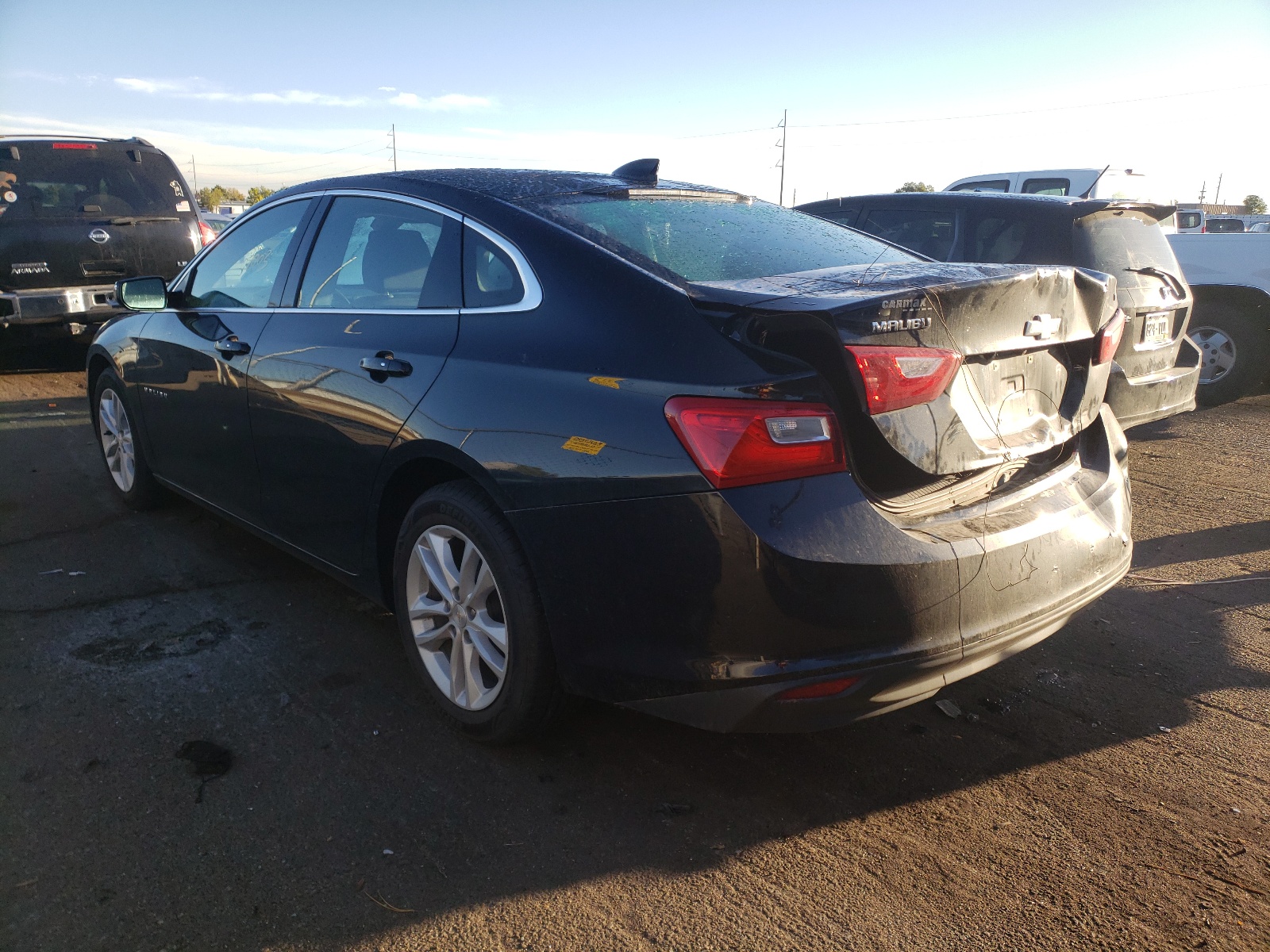 Photo 3 from auction – 2018 CHEVROLET MALIBU LT with VIN 1G1ZD5ST7JF141008