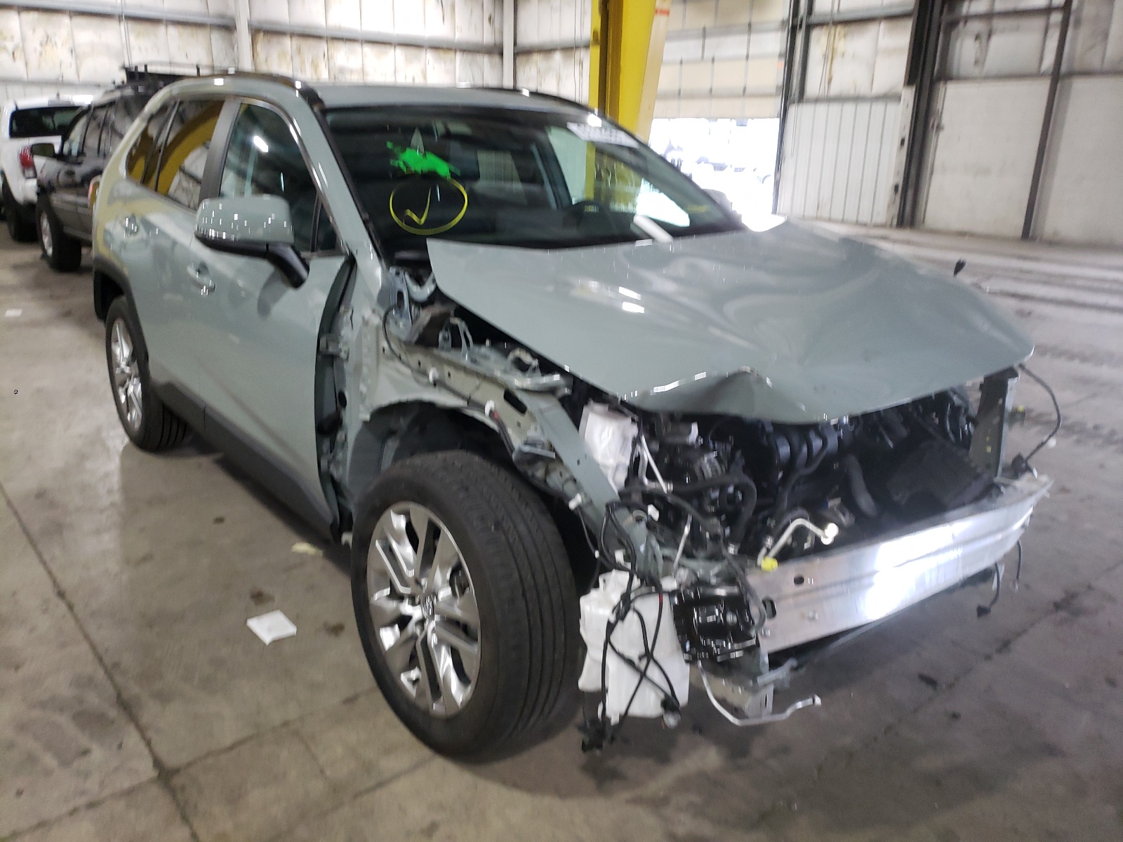 TOYOTA RAV4 XLE P 2021 with VIN 2T3A1RFV5MC147359 - Photo from auction