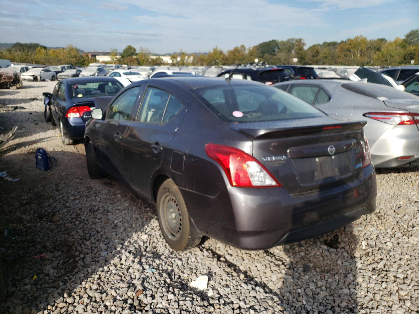 Photo 3 from auction – 2015 NISSAN VERSA S with VIN 3N1CN7AP4FL833737