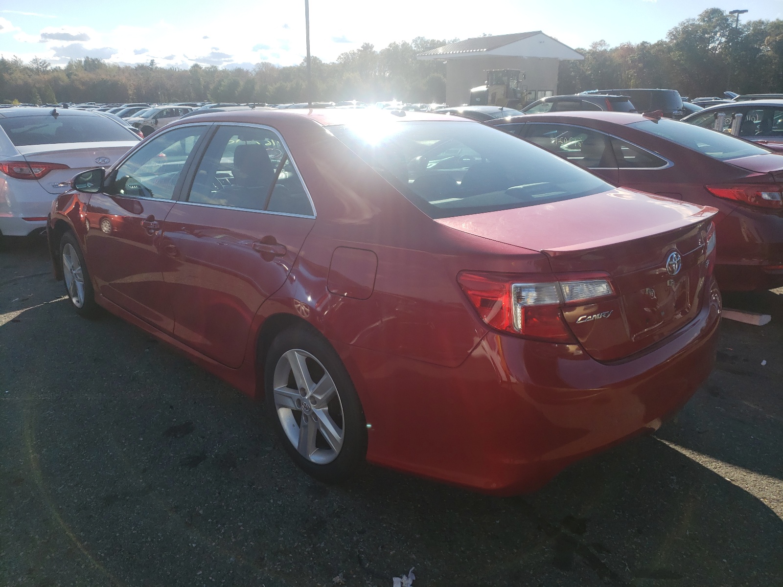 Photo 3 from auction – 2014 TOYOTA CAMRY L with VIN 4T1BF1FKXEU803058