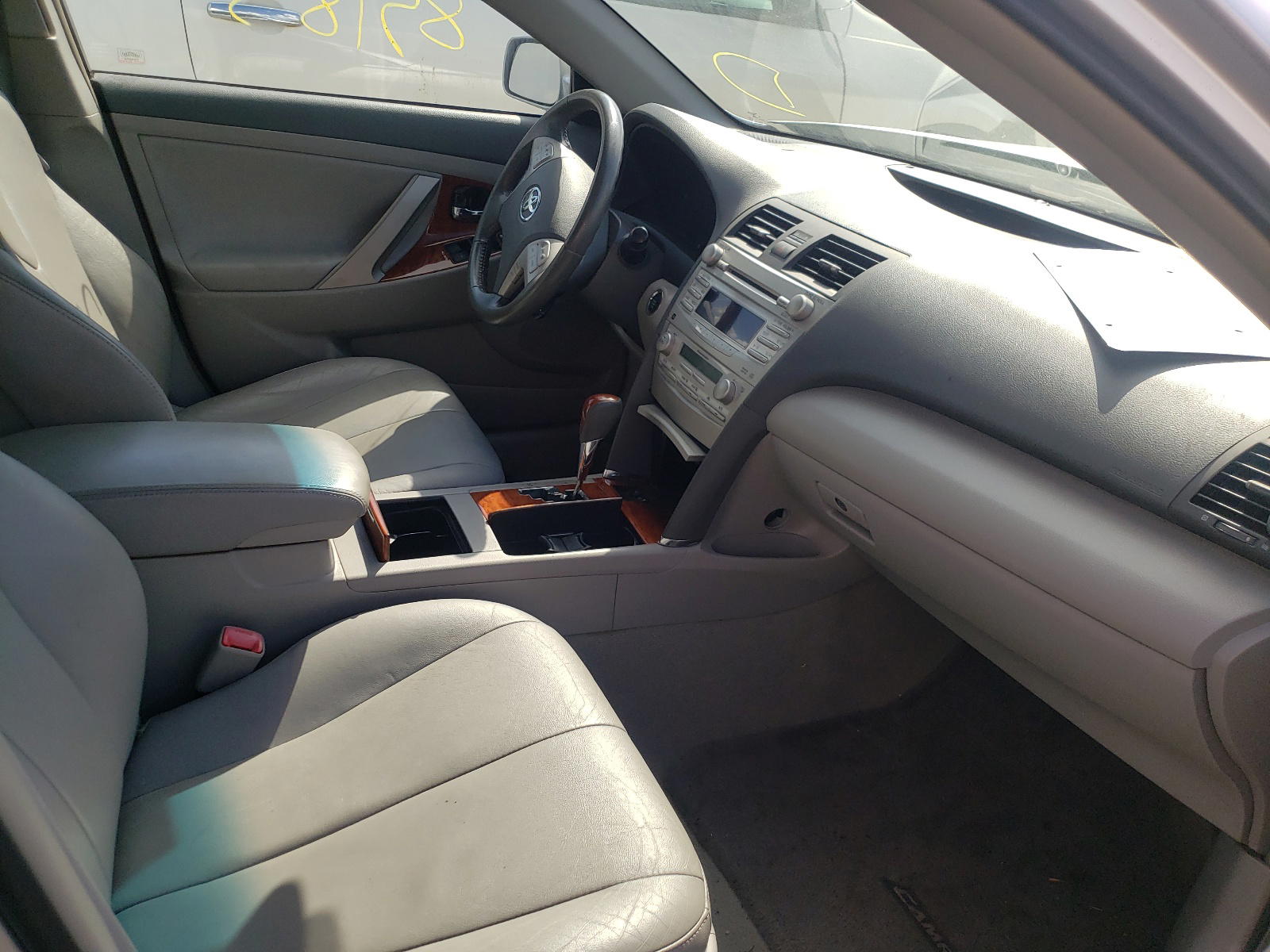 Photo 5 from auction – 2011 TOYOTA CAMRY BASE with VIN 4T4BF3EK8BR168744