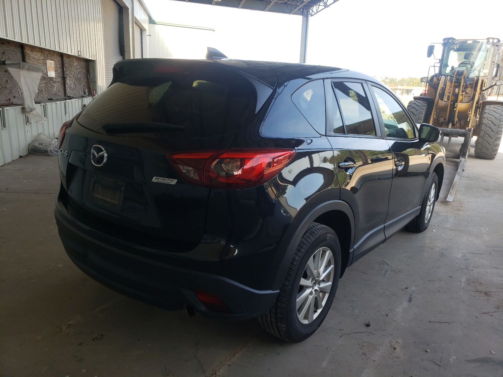 Photo 4 from auction – 2016 MAZDA CX-5 TOURI with VIN JM3KE2CY3G0778267