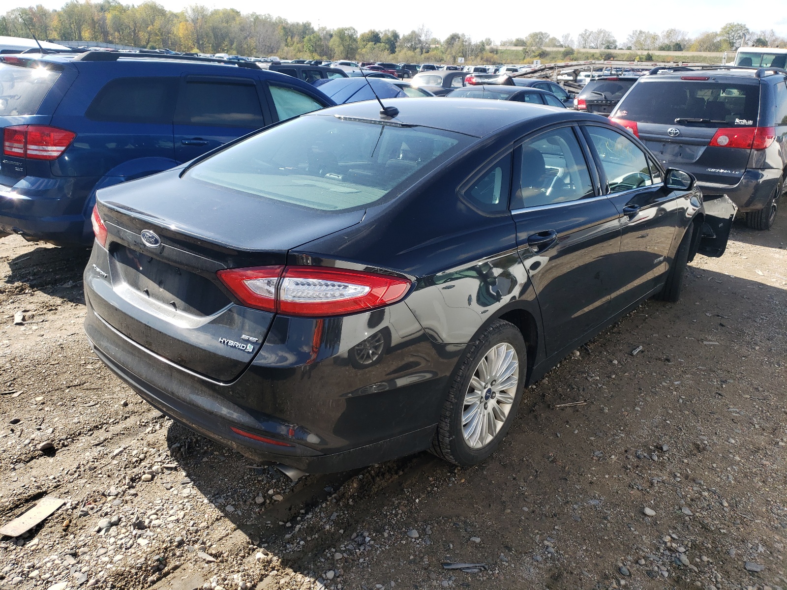 Photo 4 from auction – 2013 FORD FUSION SE with VIN 3FA6P0LU4DR176839
