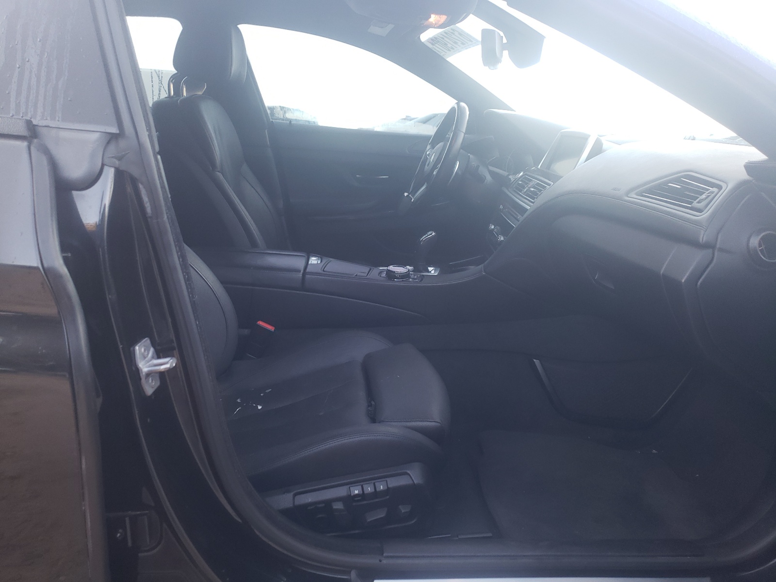 Photo 5 from auction – 2015 BMW 640 I GRAN with VIN WBA6A0C55FD318421