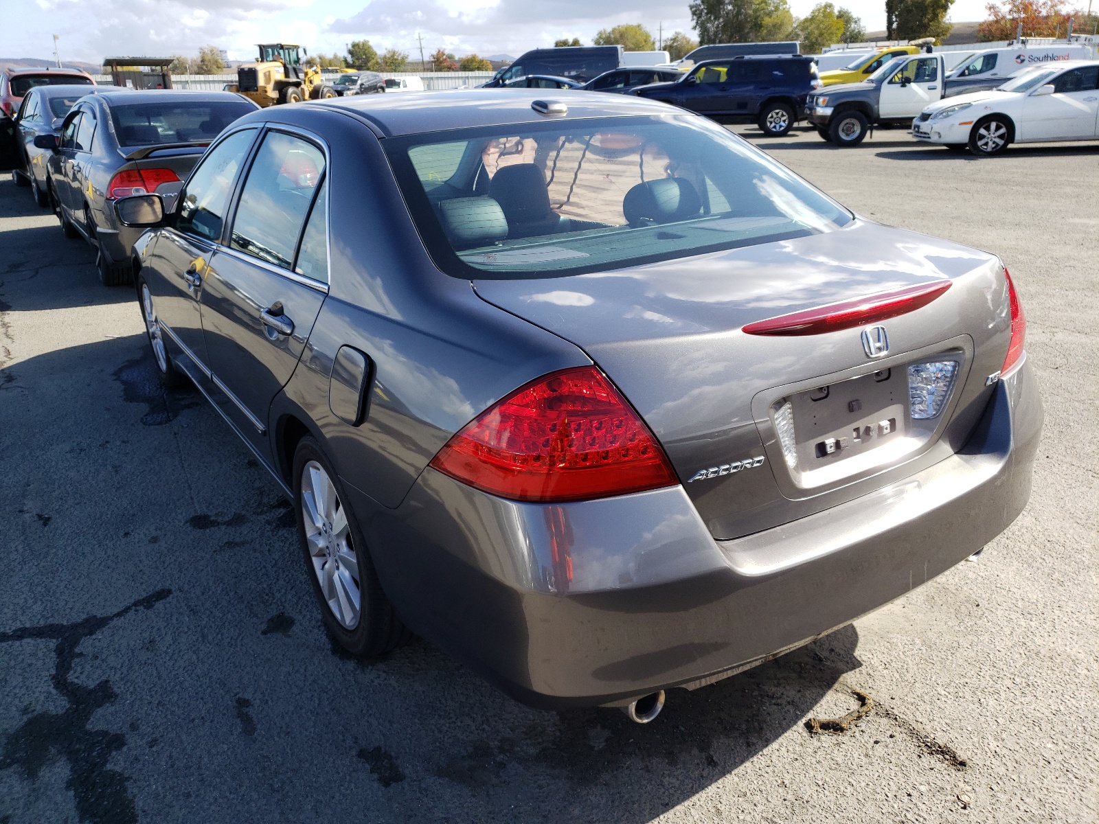 Photo 3 from auction – 2006 HONDA ACCORD EX with VIN 1HGCM66876A052909