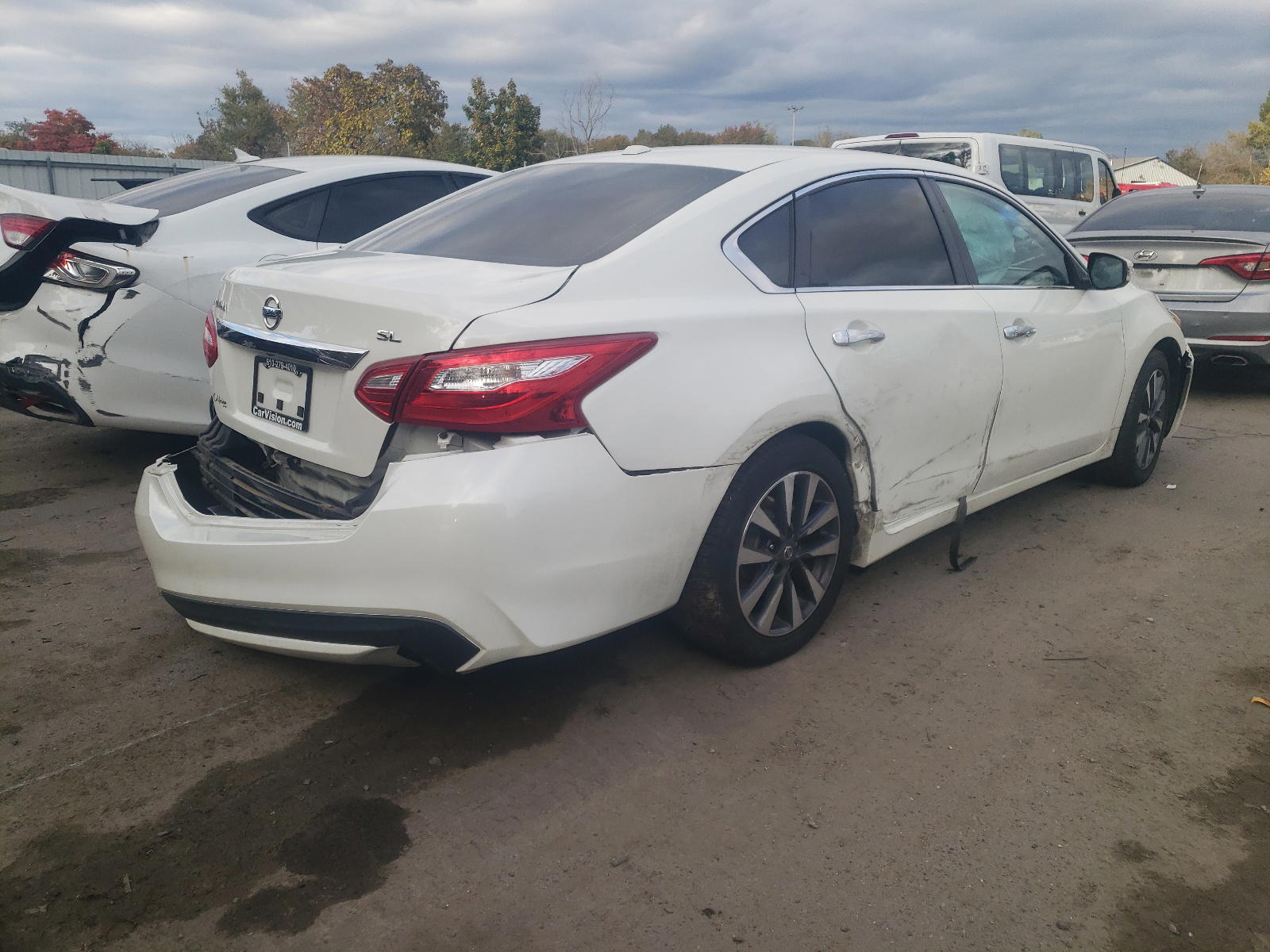 Photo 4 from auction – 2017 NISSAN ALTIMA 2.5 with VIN 1N4AL3AP1HC115246