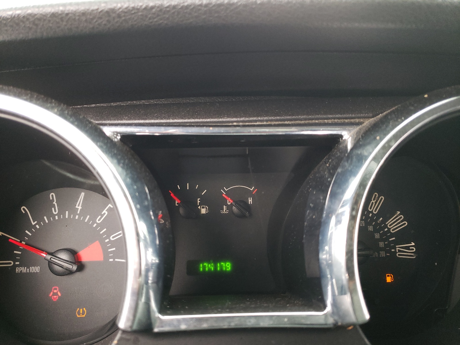 Photo 8 from auction – 2008 FORD MUSTANG with VIN 1ZVHT80N785124458
