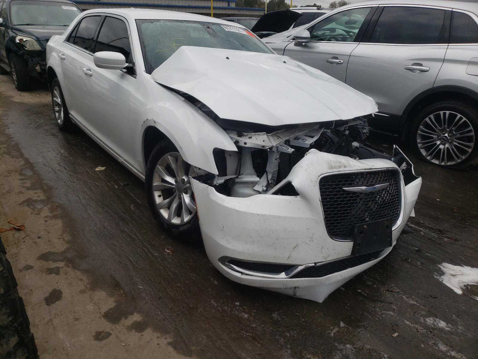 CHRYSLER 300 LIMITE 2015 with VIN 2C3CCAAG3FH743055 - Photo from auction