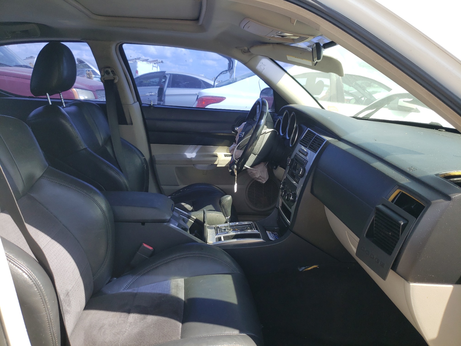 Photo 5 from auction – 2006 DODGE CHARGER R/ with VIN 2B3KA53HX6H235435