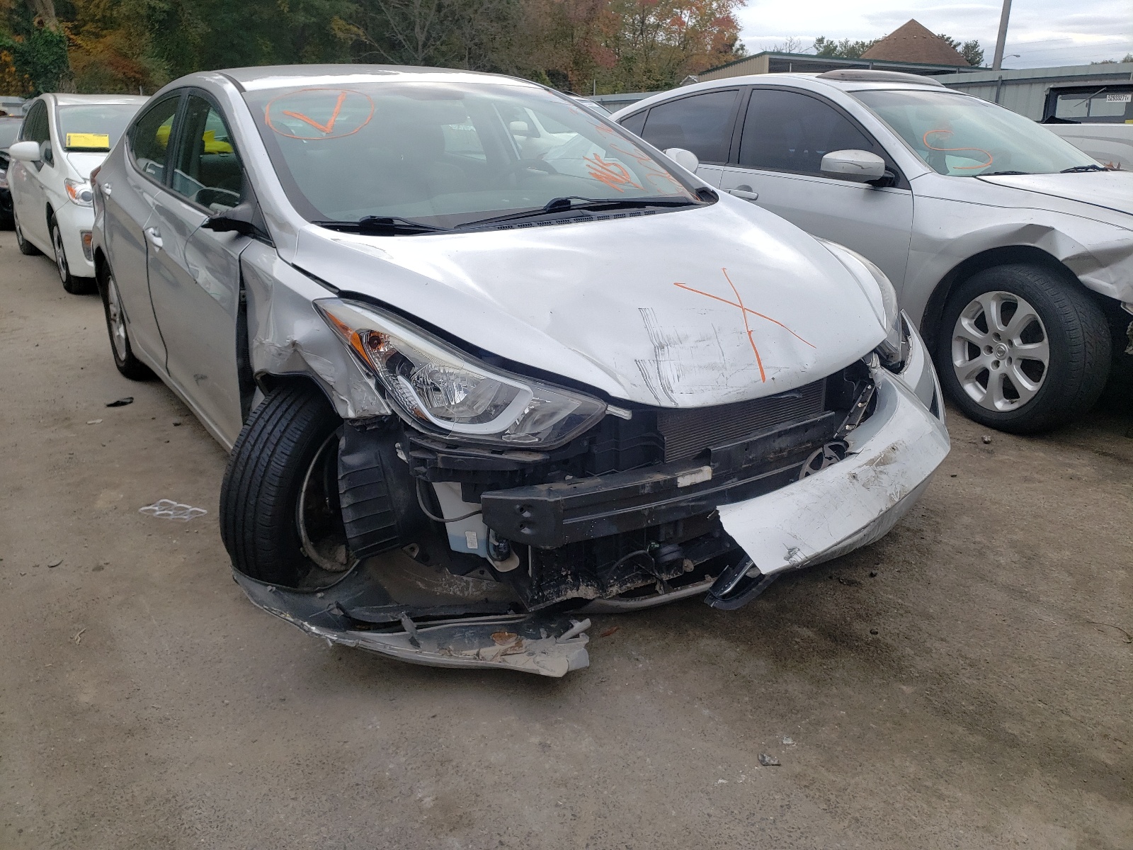 HYUNDAI ELANTRA SE 2015 with VIN 5NPDH4AE4FH638095 - Photo from auction