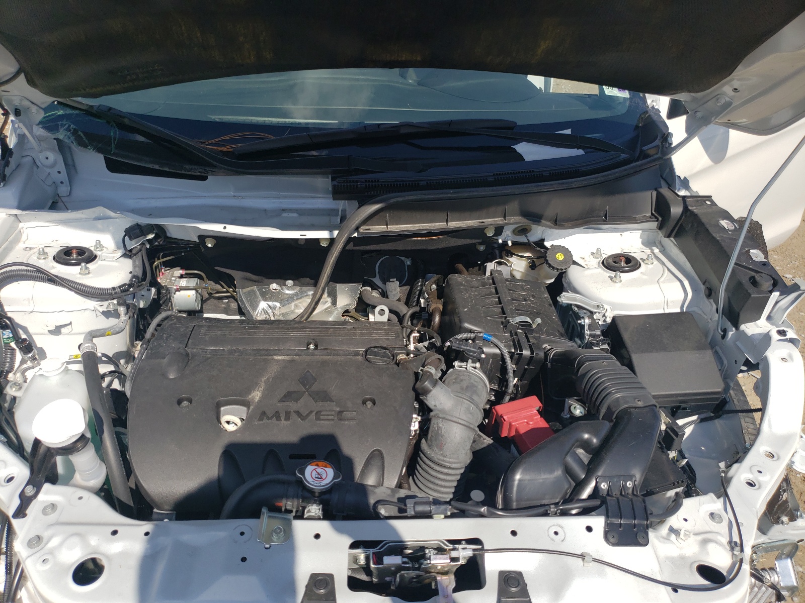 Photo 7 from auction – 2021 MITSUBISHI OUTLANDER with VIN JA4APUAU5MU021055
