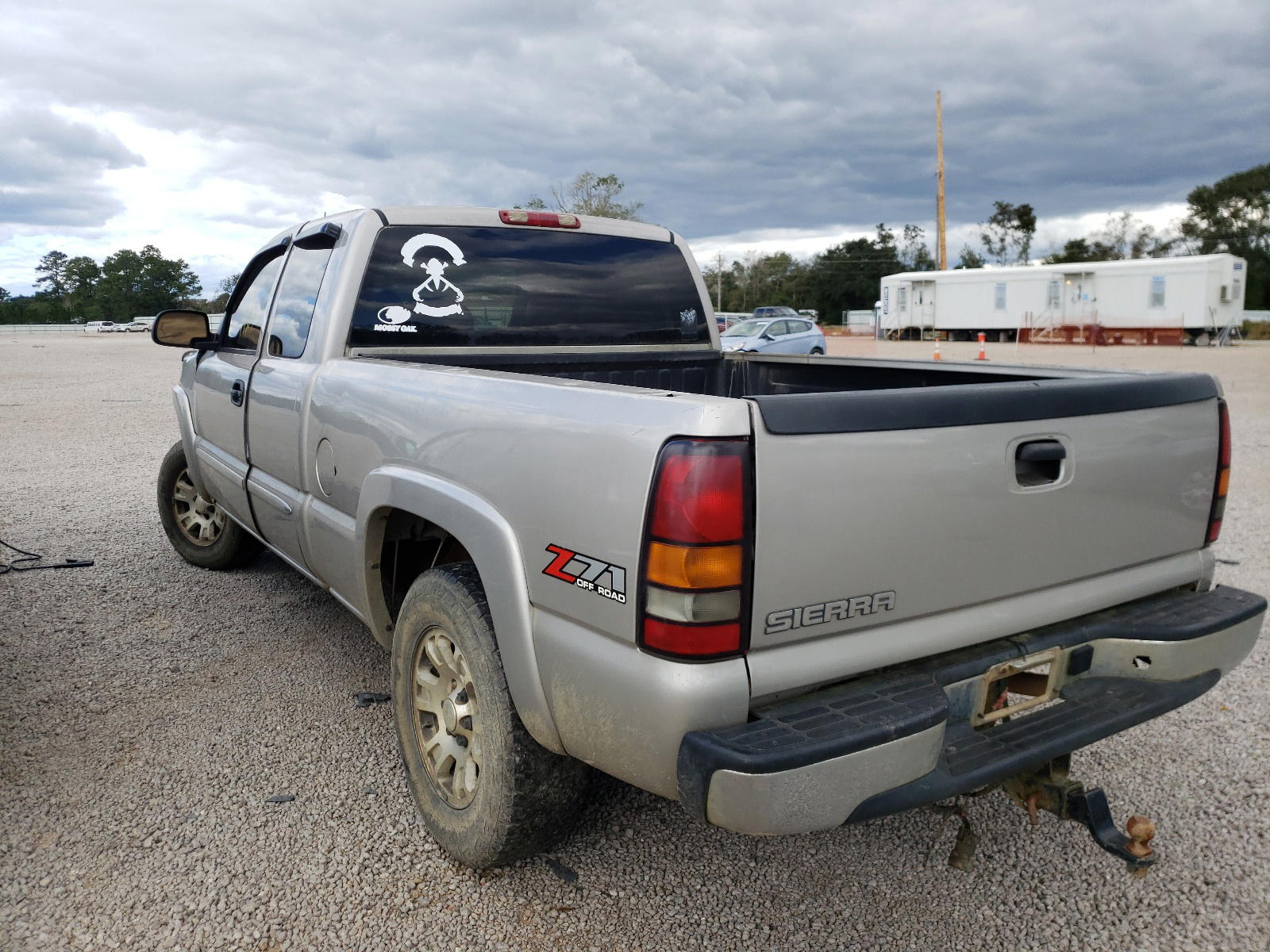 Photo 3 from auction – 2005 GMC NEW SIERRA with VIN 1GTEK19B85E339514