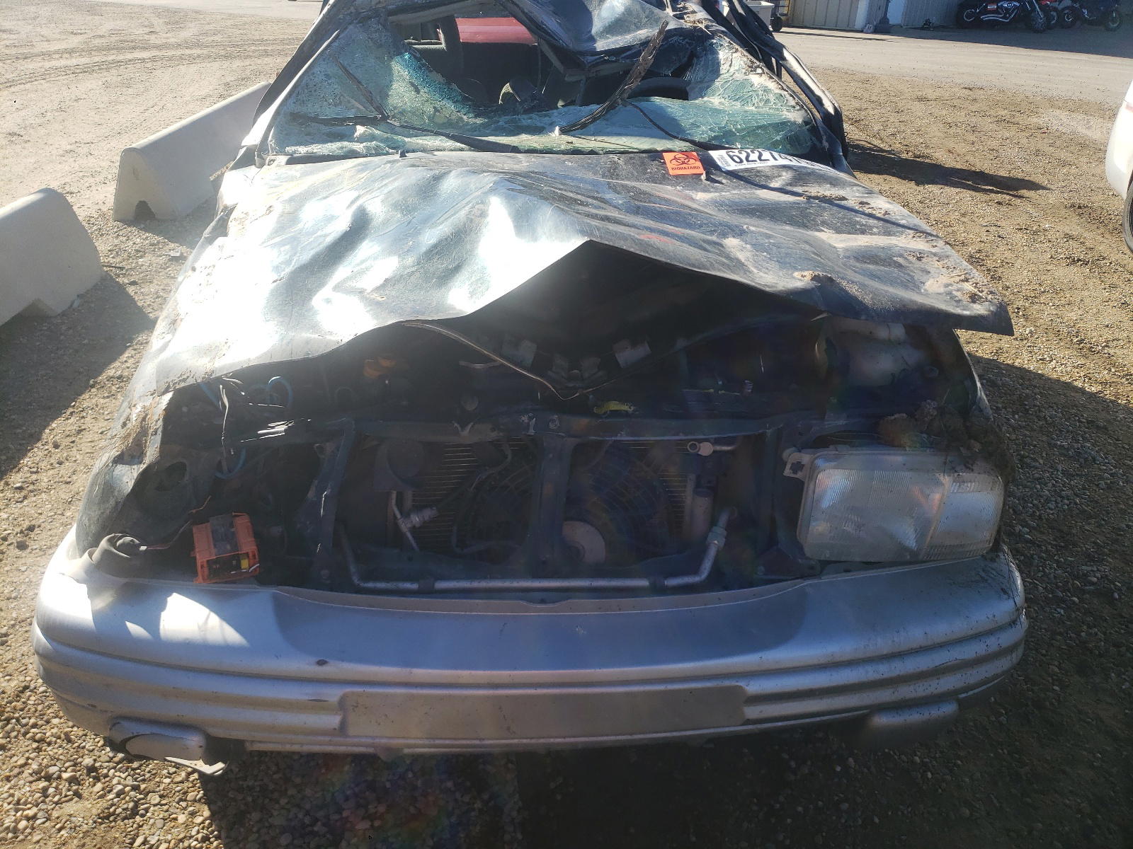 Photo 7 from auction – 2002 CHEVROLET TRACKER with VIN 2CNBJ13C826930879