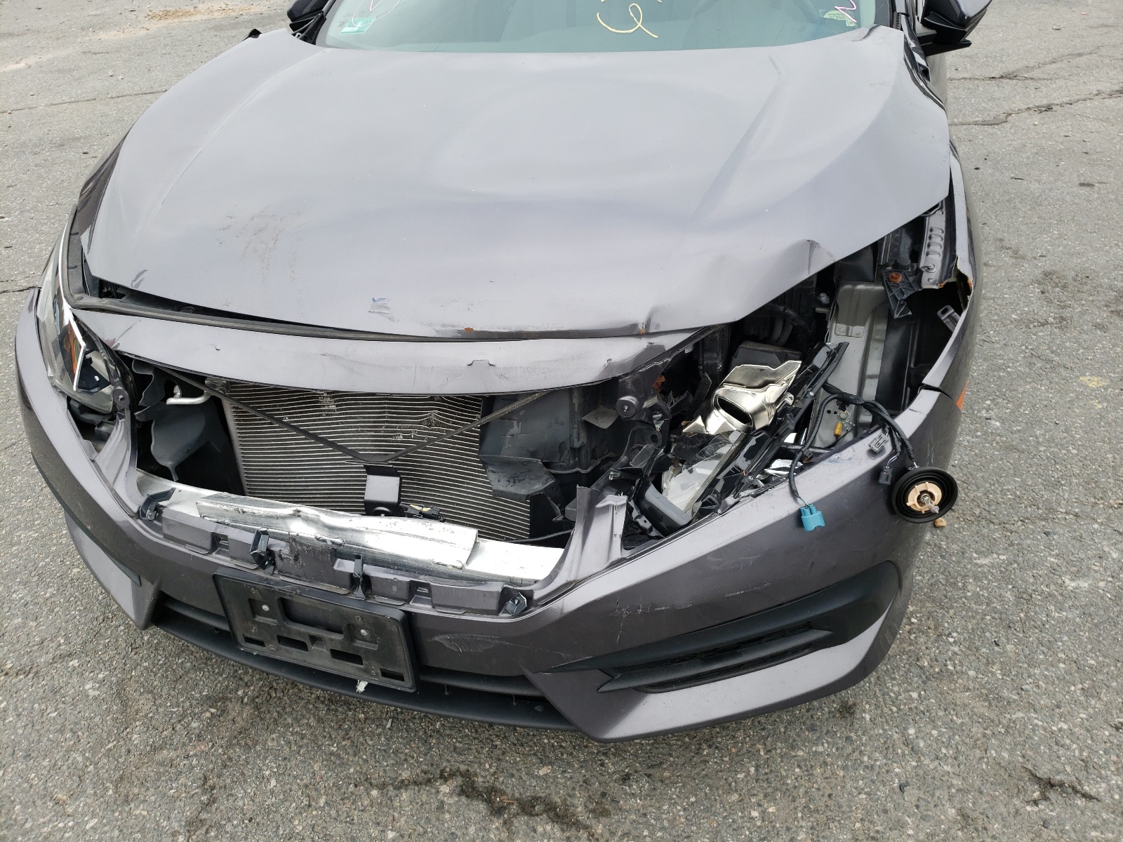 Photo 9 from auction – 2016 HONDA CIVIC LX with VIN 19XFC2F55GE205718