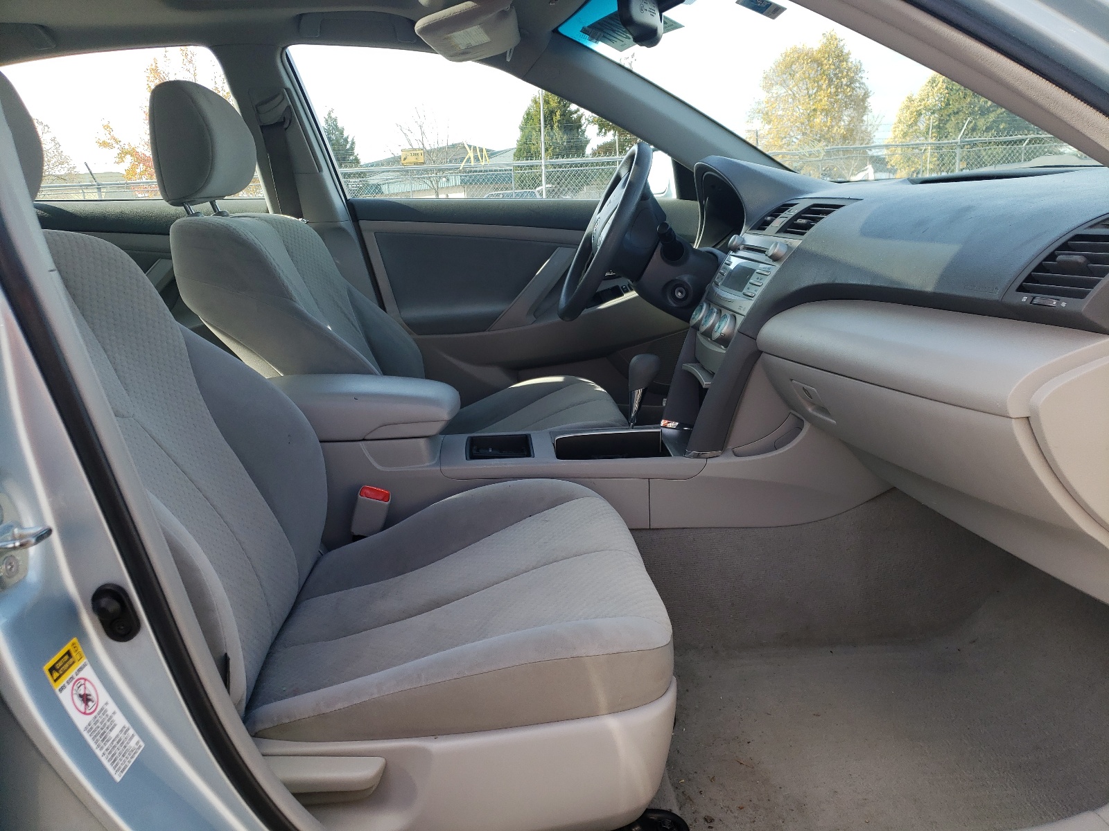 Photo 5 from auction – 2009 TOYOTA CAMRY BASE with VIN 4T1BE46K49U825292