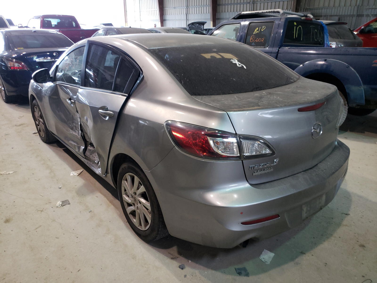 Photo 3 from auction – 2012 MAZDA 3 I with VIN JM1BL1VF8C1516995