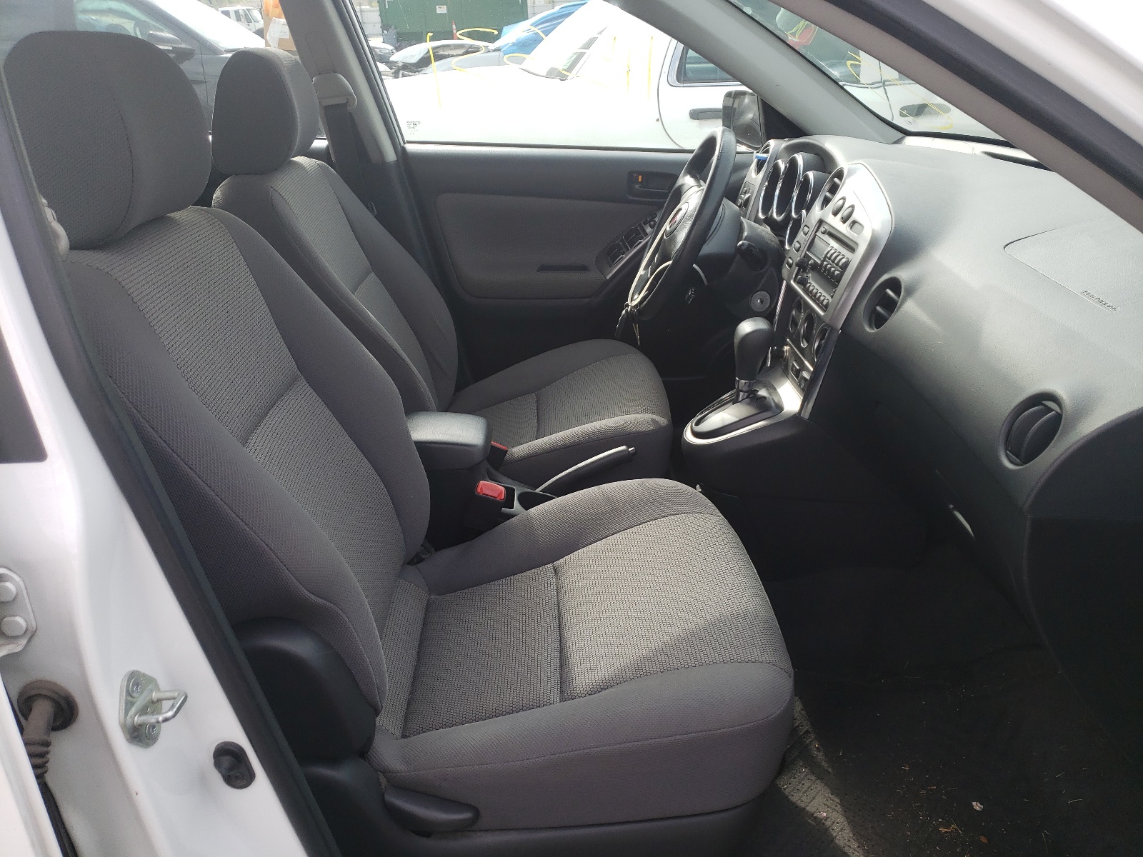 Photo 5 from auction – 2008 PONTIAC VIBE with VIN 5Y2SL65888Z407914