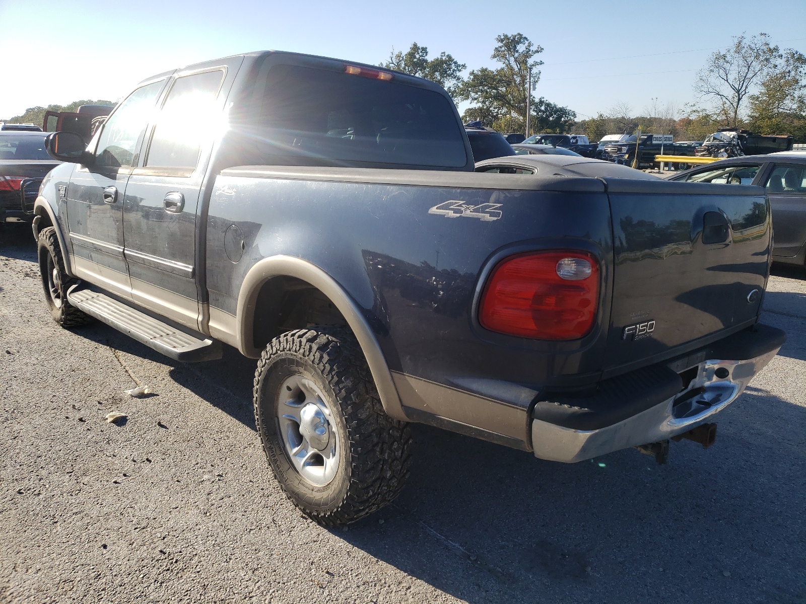 Photo 3 from auction – 2001 FORD F150 SUPER with VIN 1FTRW08L31KB88054