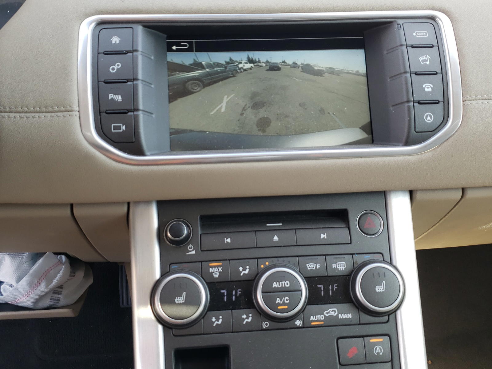 Photo 9 from auction – 2016 LAND ROVER RANGE ROVE with VIN SALVP2BG9GH153665