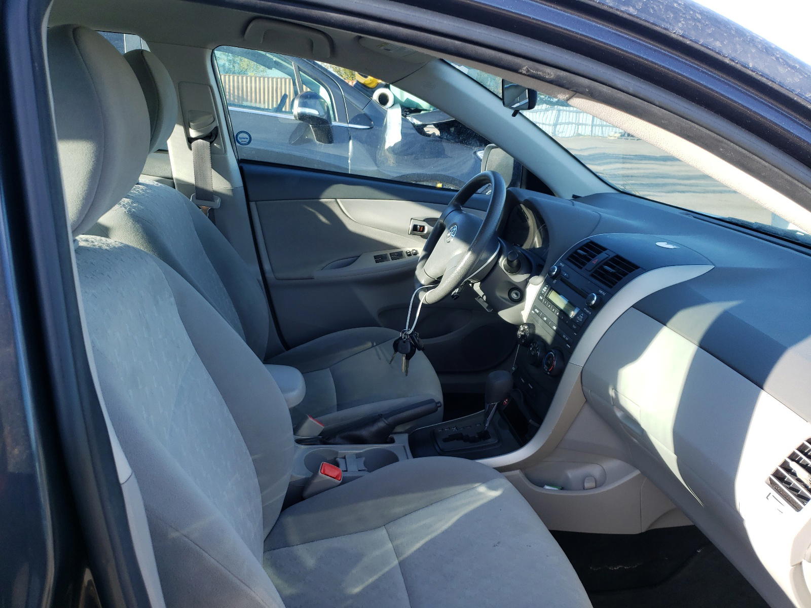 Photo 5 from auction – 2010 TOYOTA COROLLA BA with VIN 2T1BU4EE1AC197826