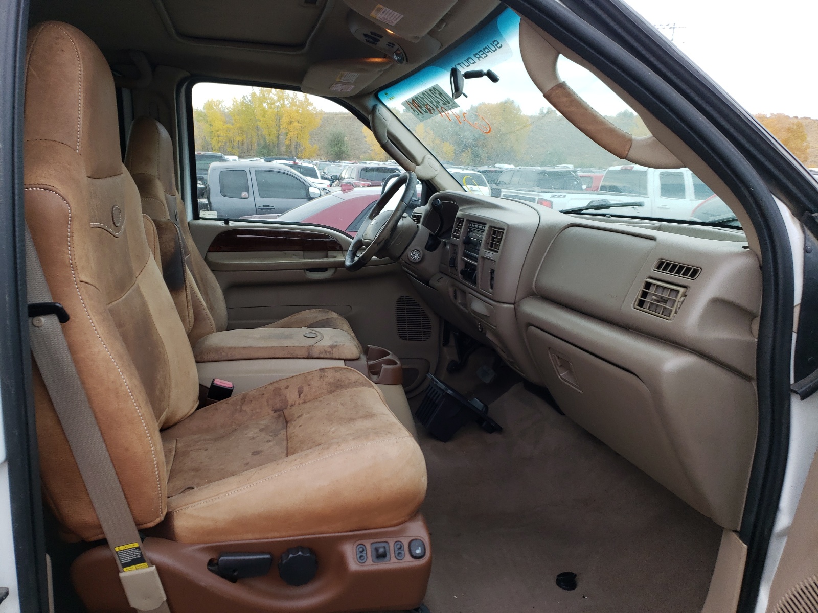 Photo 5 from auction – 2004 FORD F250 SUPER with VIN 1FTNW21PX4EC61043