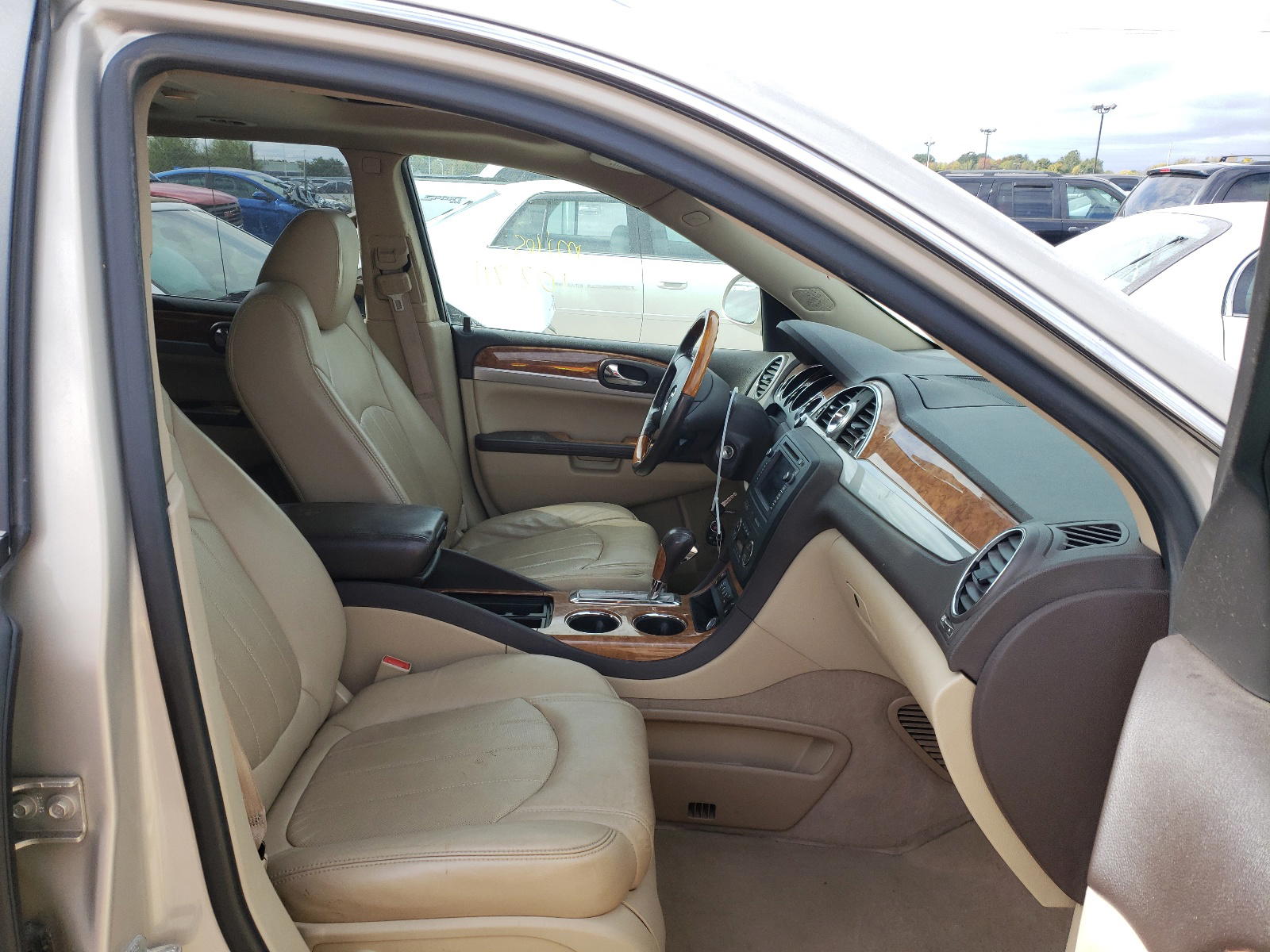 Photo 5 from auction – 2012 BUICK ENCLAVE with VIN 5GAKRCEDXCJ313343