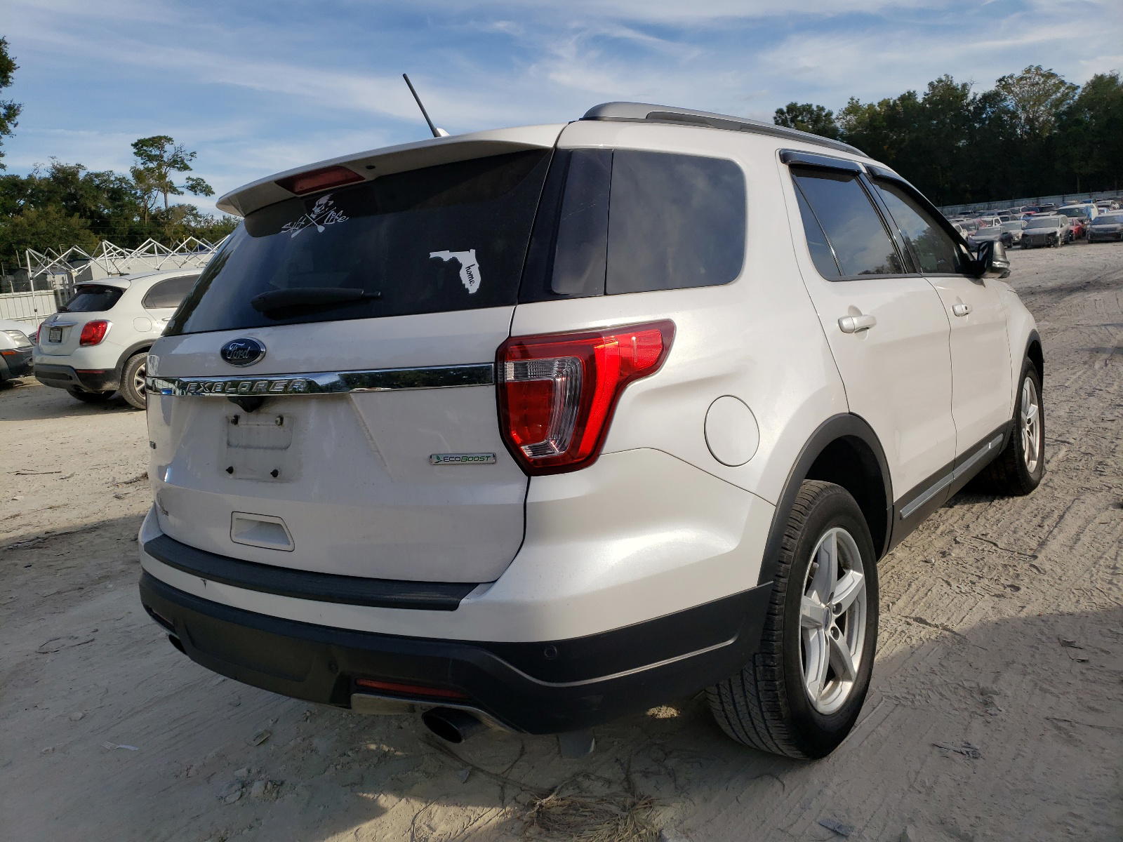 Photo 4 from auction – 2019 FORD EXPLORER X with VIN 1FM5K7DH2KGB03130
