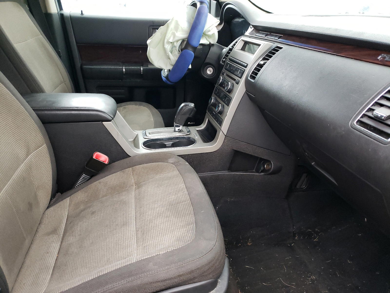Photo 5 from auction – 2010 FORD FLEX SEL with VIN 2FMHK6CC8ABA24936