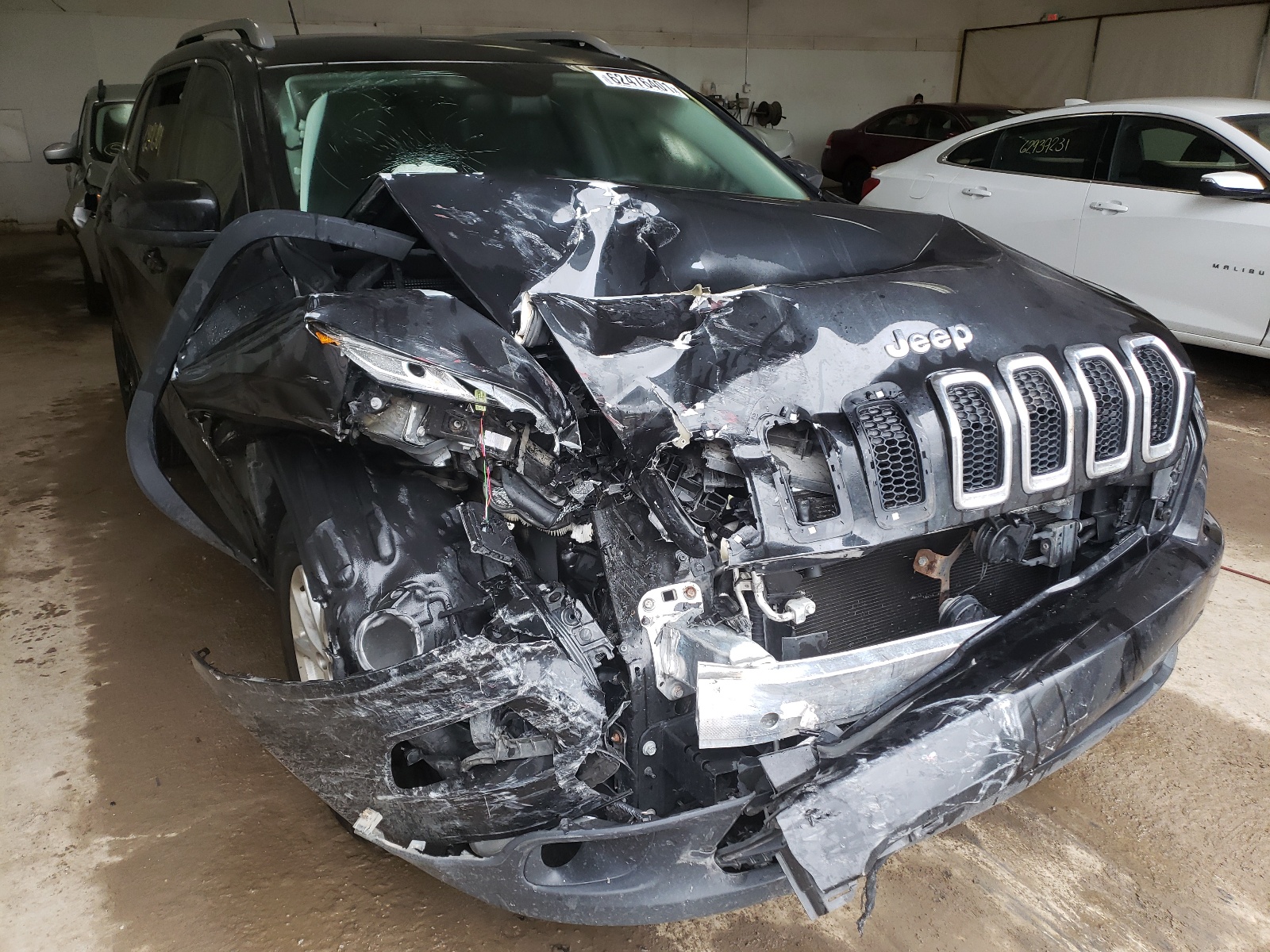 Photo 9 from auction – 2015 JEEP CHEROKEE L with VIN 1C4PJMCS1FW702043
