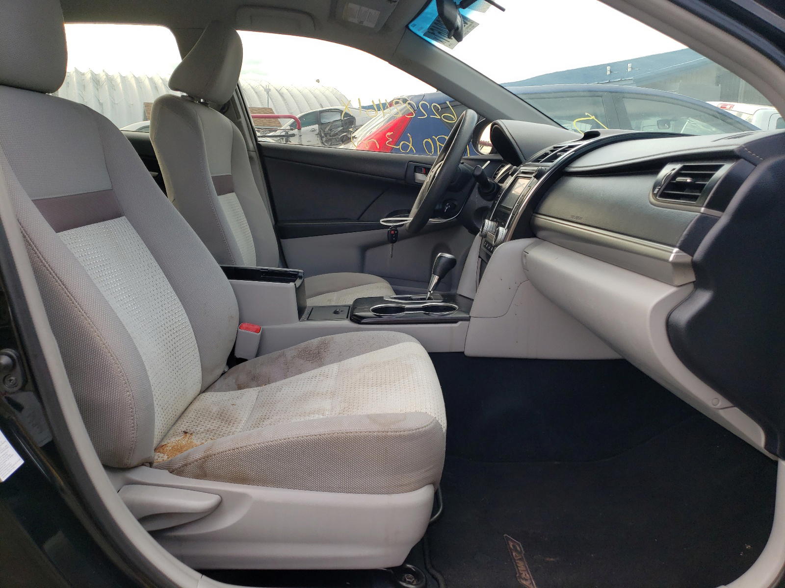 Photo 5 from auction – 2012 TOYOTA CAMRY BASE with VIN 4T1BF1FK6CU175982