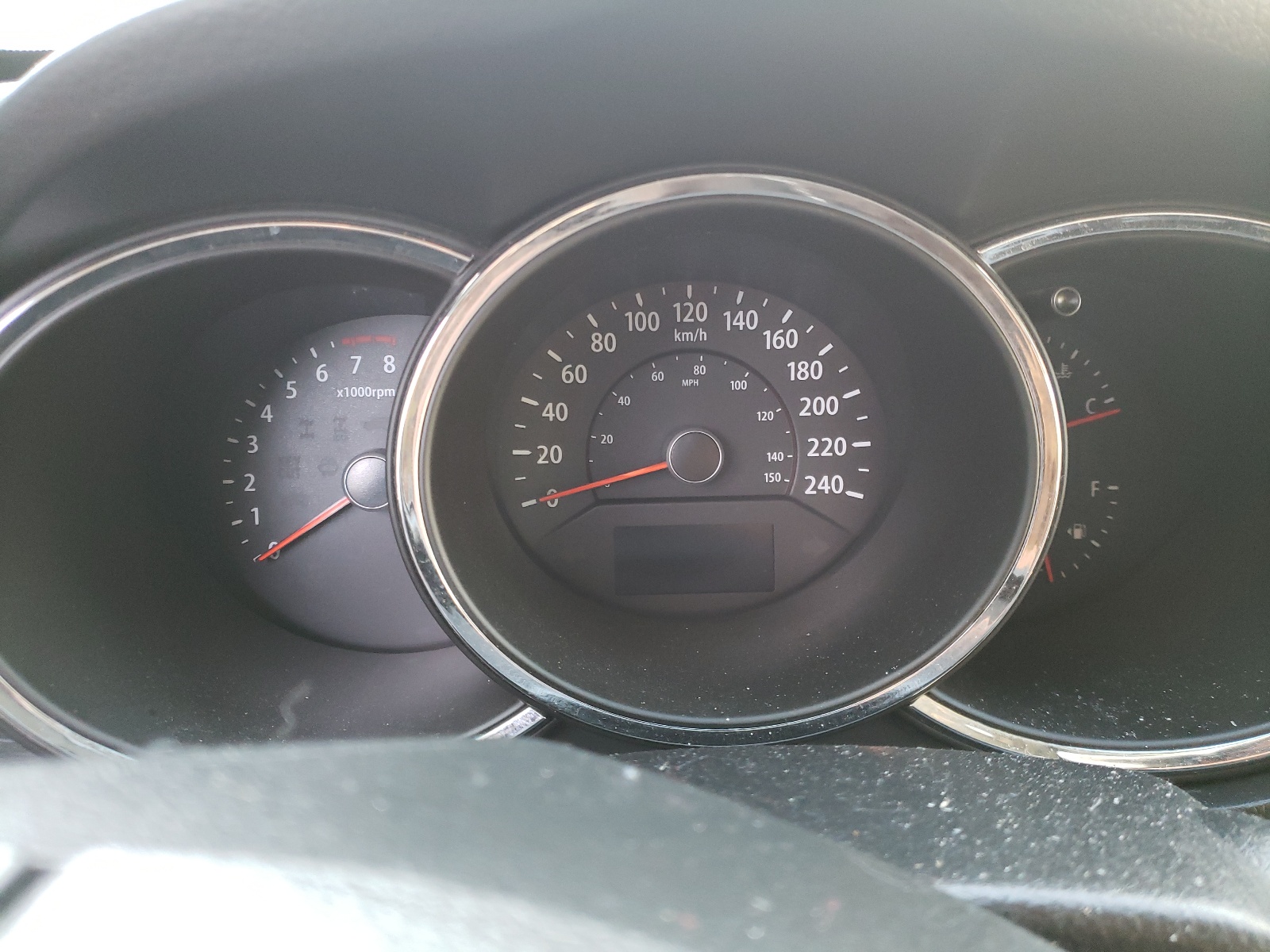 Photo 8 from auction – 2012 KIA SORENTO BA with VIN 5XYKTDA27CG221178