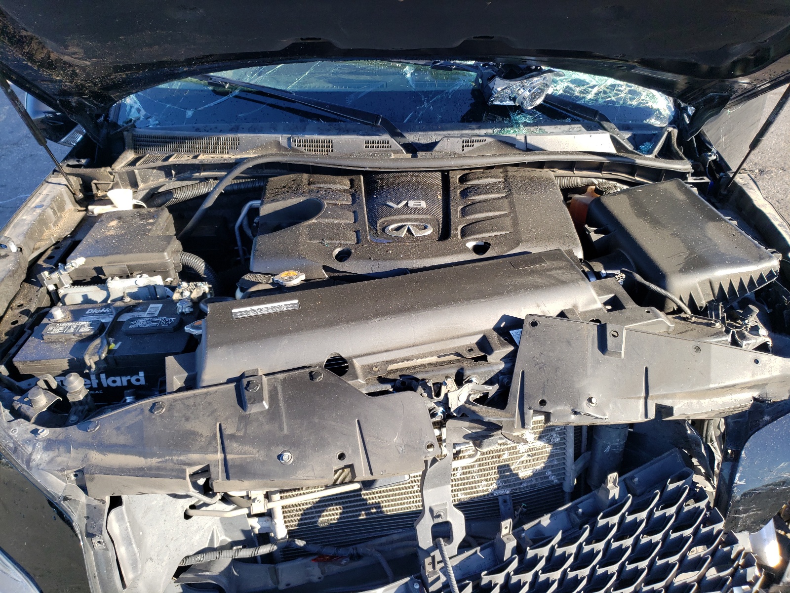 Photo 7 from auction – 2015 INFINITI QX80 with VIN JN8AZ2NF9F9571286