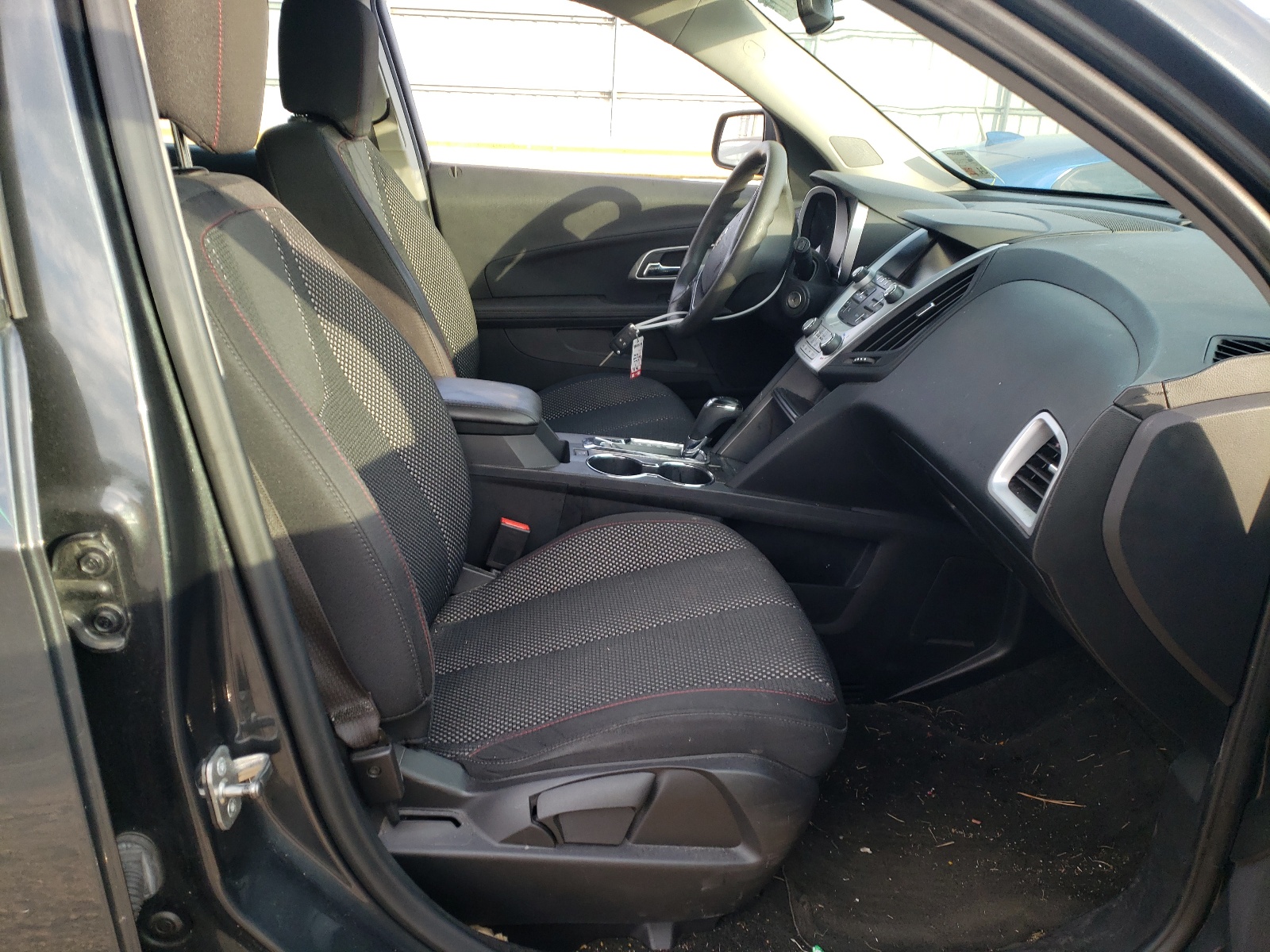 Photo 5 from auction – 2017 CHEVROLET EQUINOX LS with VIN 2GNALBEK1H1551823