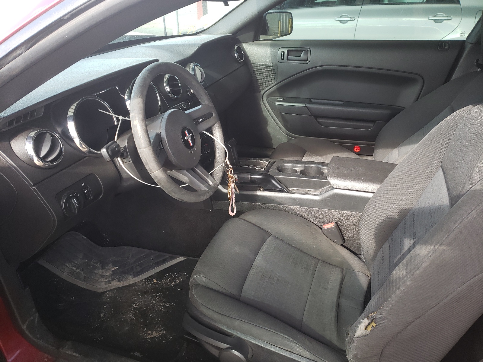 Photo 5 from auction – 2007 FORD MUSTANG with VIN 1ZVFT80N975365430