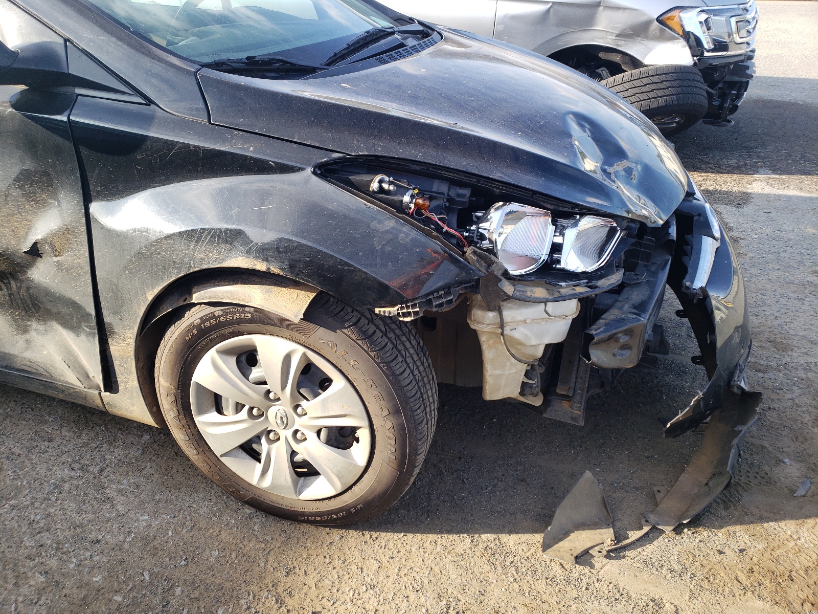 Photo 9 from auction – 2016 HYUNDAI ELANTRA SE with VIN KMHDH4AE2GU635117