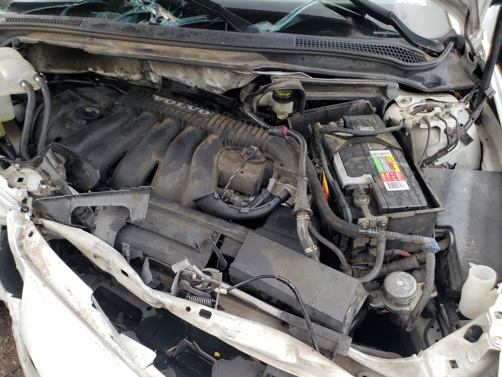 Photo 7 from auction – 2005 VOLVO V50 2.4I with VIN YV1MW382X52084048