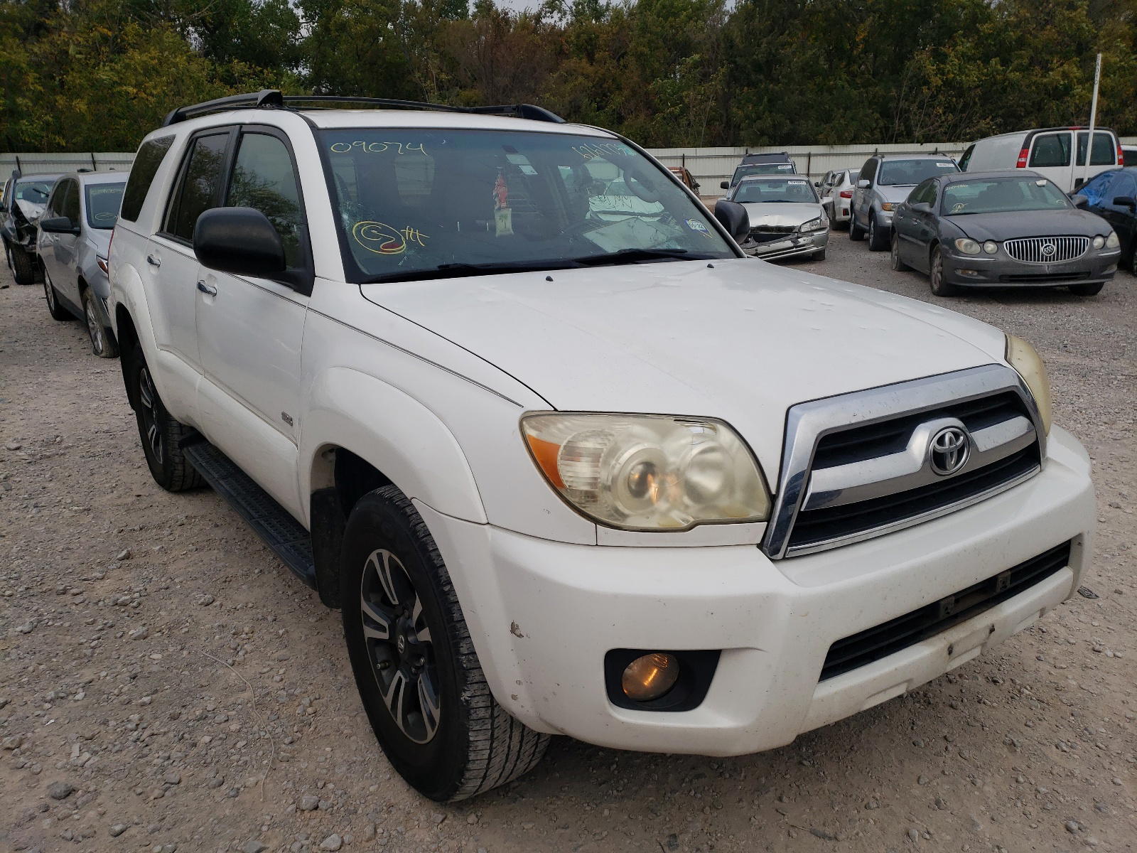 TOYOTA 4RUNNER SR 2007 with VIN JTEZU14R578090974 - Photo from auction