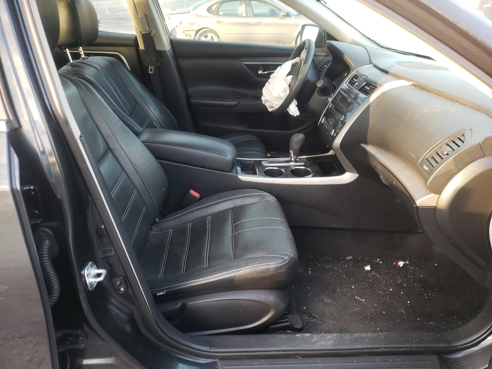 Photo 5 from auction – 2013 NISSAN ALTIMA 2.5 with VIN 1N4AL3AP1DN423323