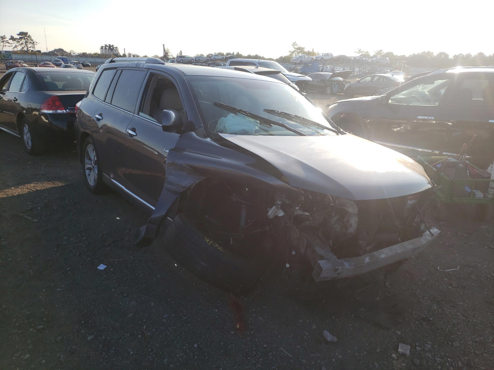 TOYOTA HIGHLANDER 2013 with VIN 5TDDK3EH8DS205516 - Photo from auction