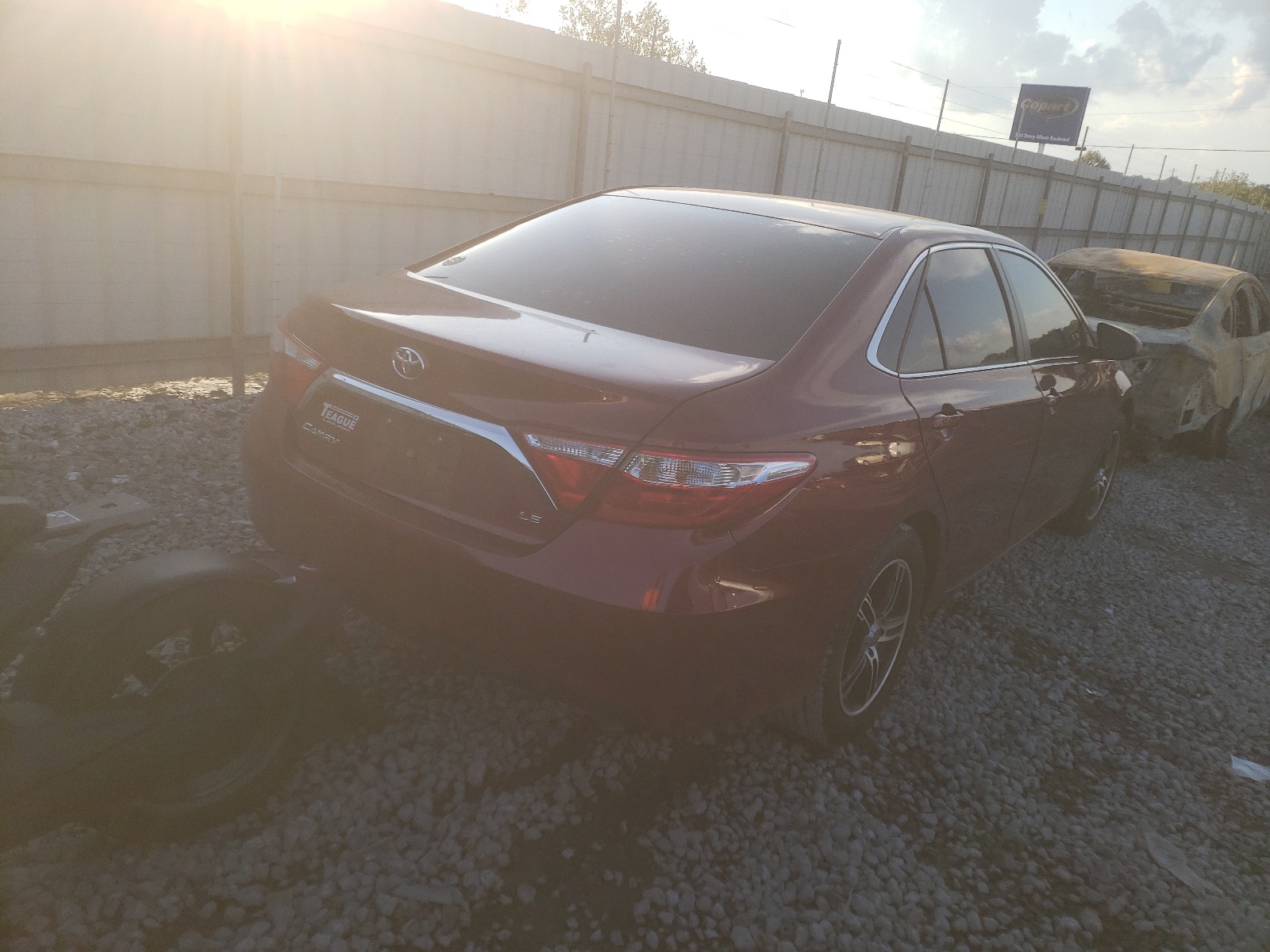 Photo 4 from auction – 2017 TOYOTA CAMRY LE with VIN 4T1BF1FKXHU755176