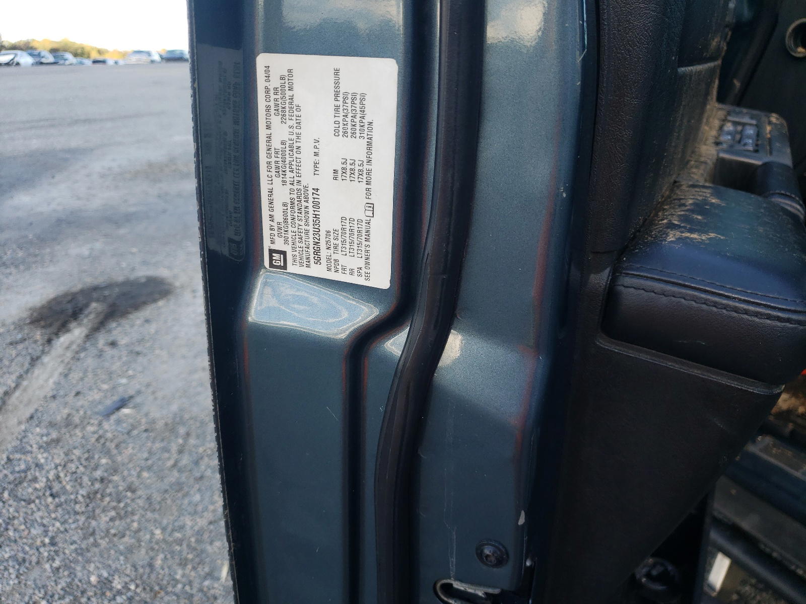 Photo 10 from auction – 2005 HUMMER H2 with VIN 5GRGN23U35H100174