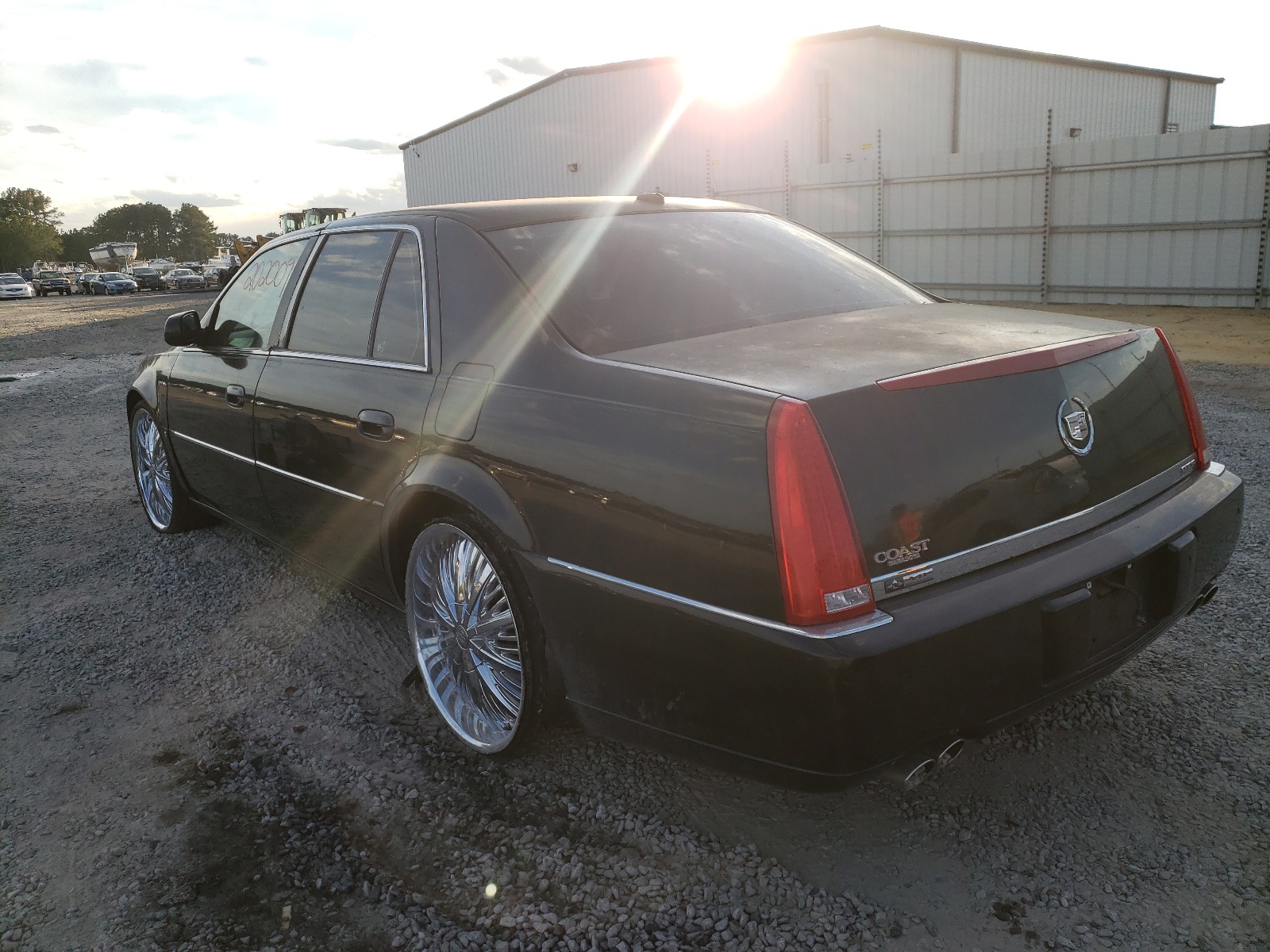 Photo 3 from auction – 2008 CADILLAC DTS with VIN 1G6KD57Y68U154807
