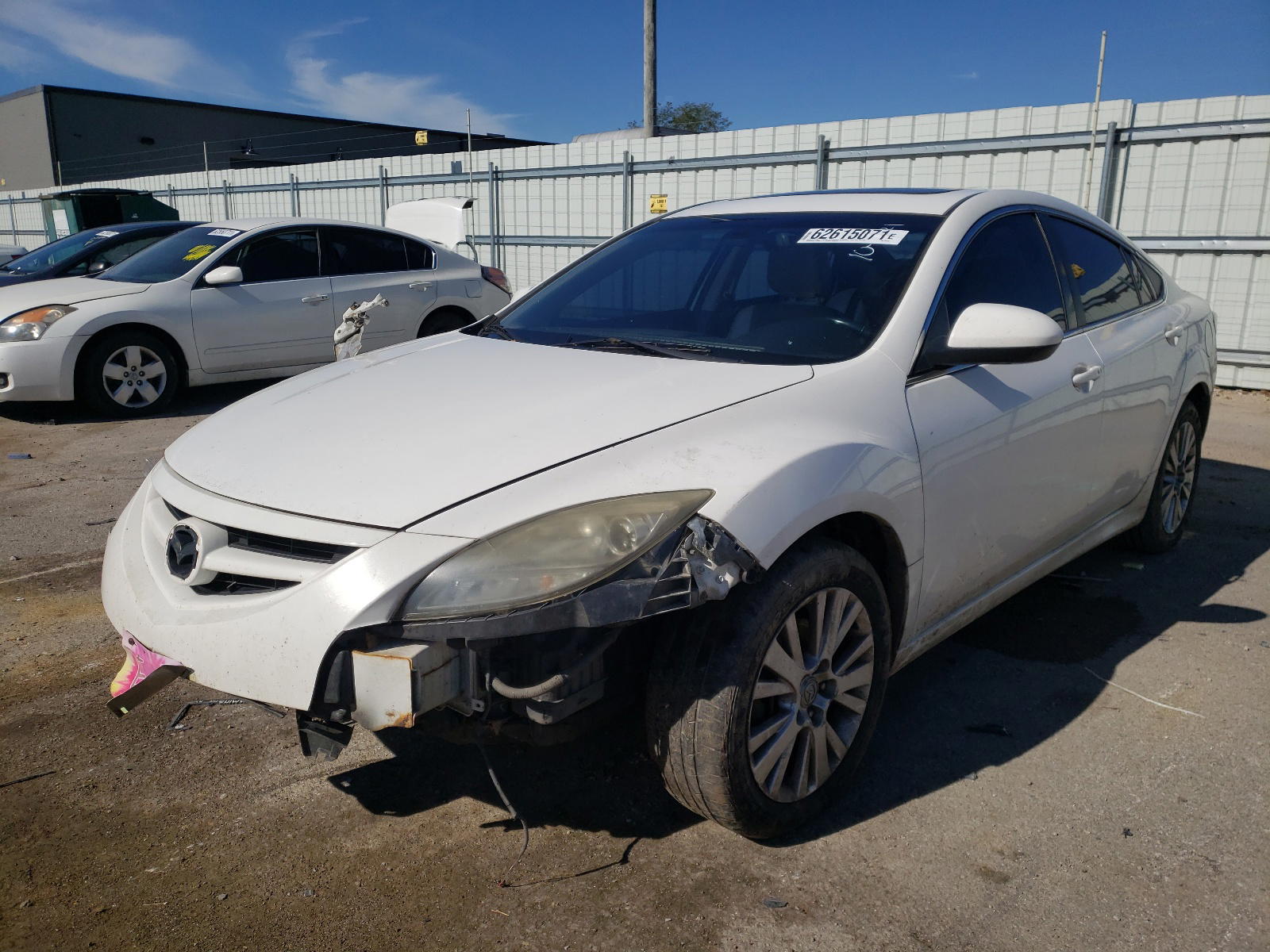 Photo 2 from auction – 2009 MAZDA 6 I with VIN 1YVHP82A995M11989