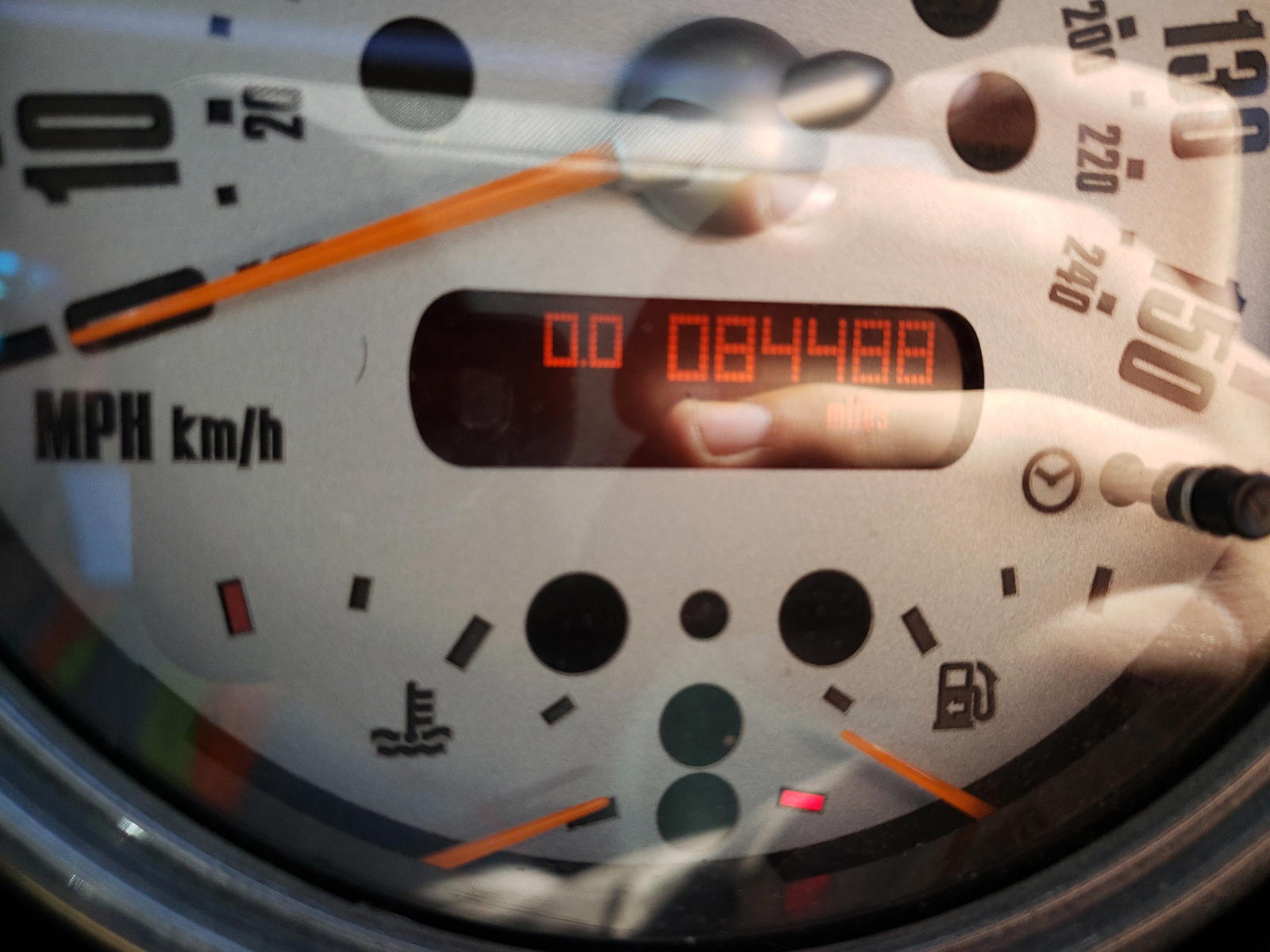 Photo 8 from auction – 2005 MINI COOPER with VIN WMWRC33595TK62139