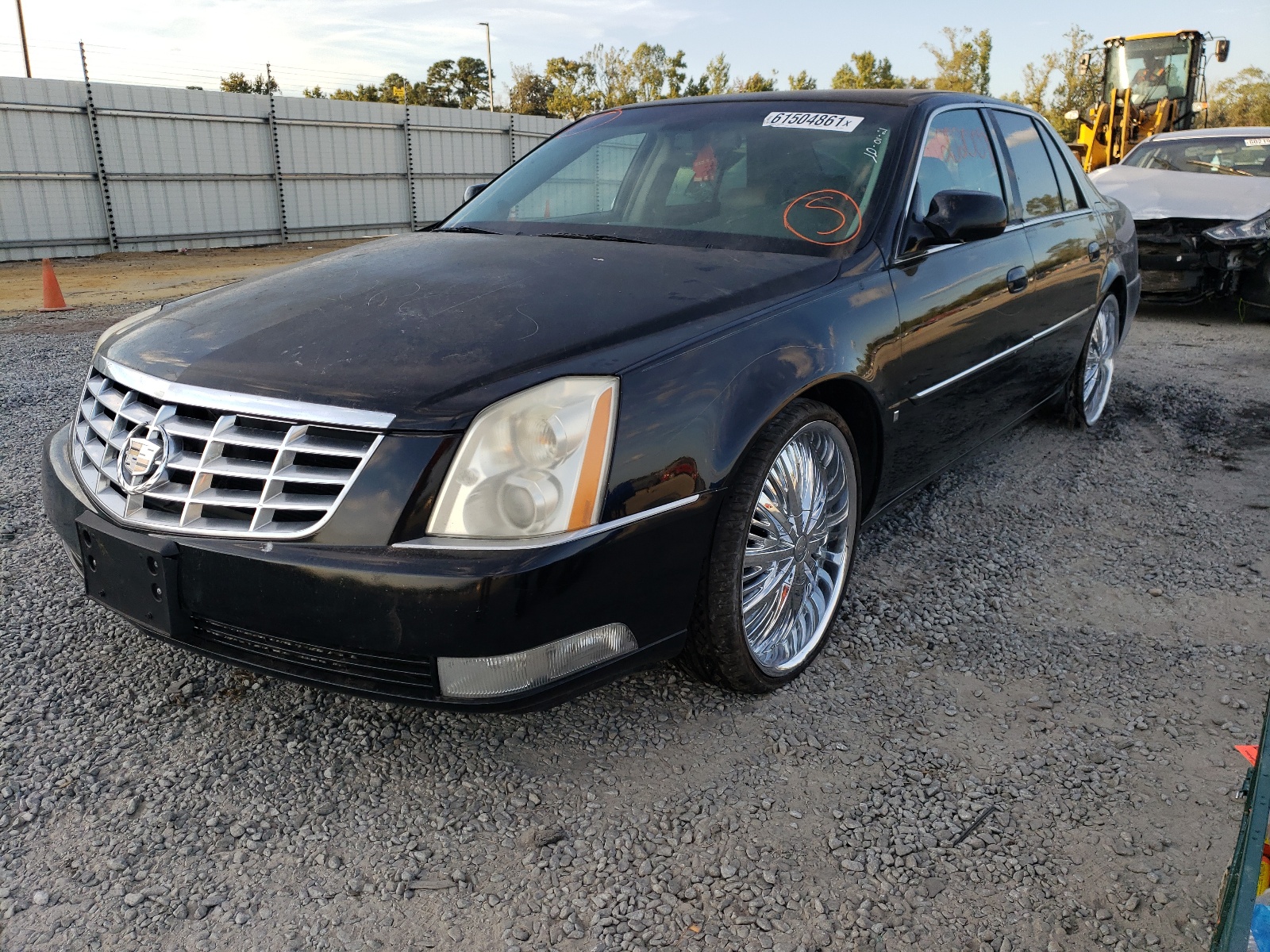 Photo 2 from auction – 2008 CADILLAC DTS with VIN 1G6KD57Y68U154807